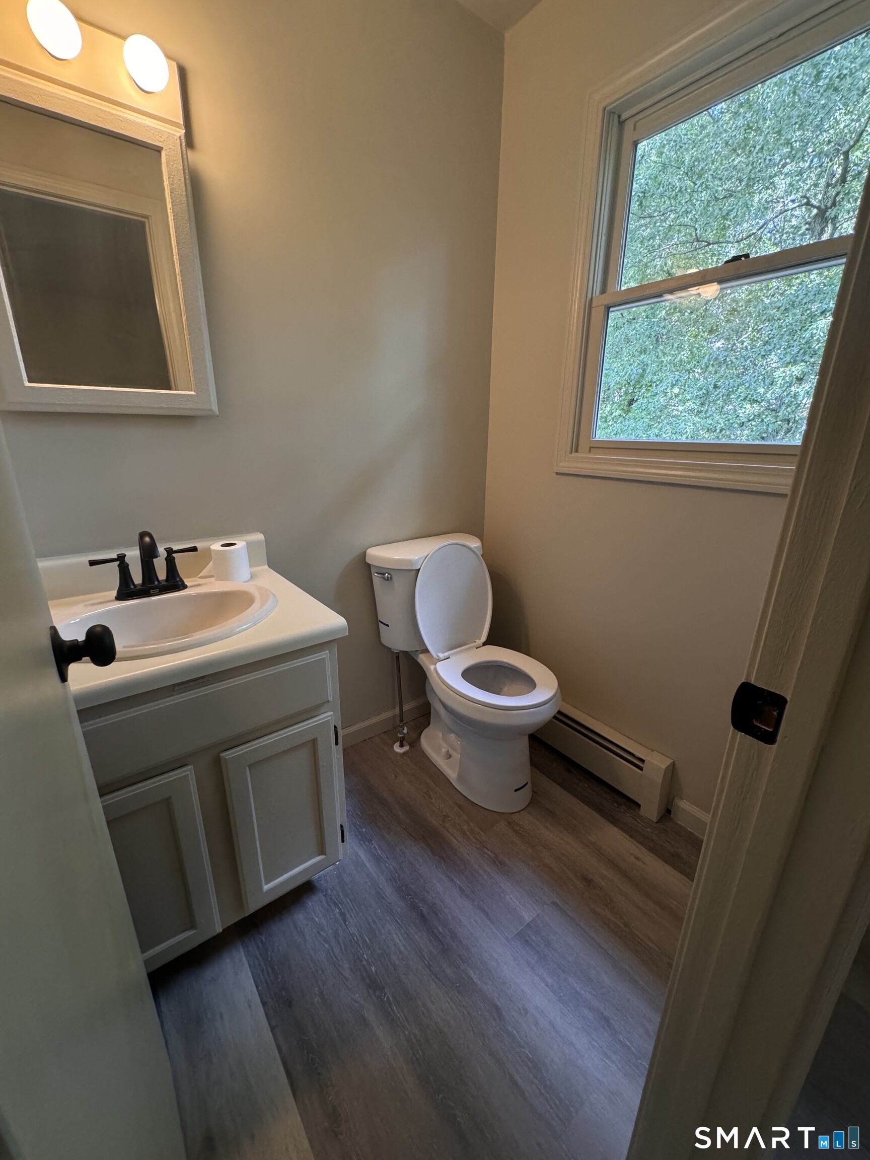 Homes for sale in East Hartford, CT | 106 Brookline Dr, East Hartford, CT 06108 | MLS# 24150129