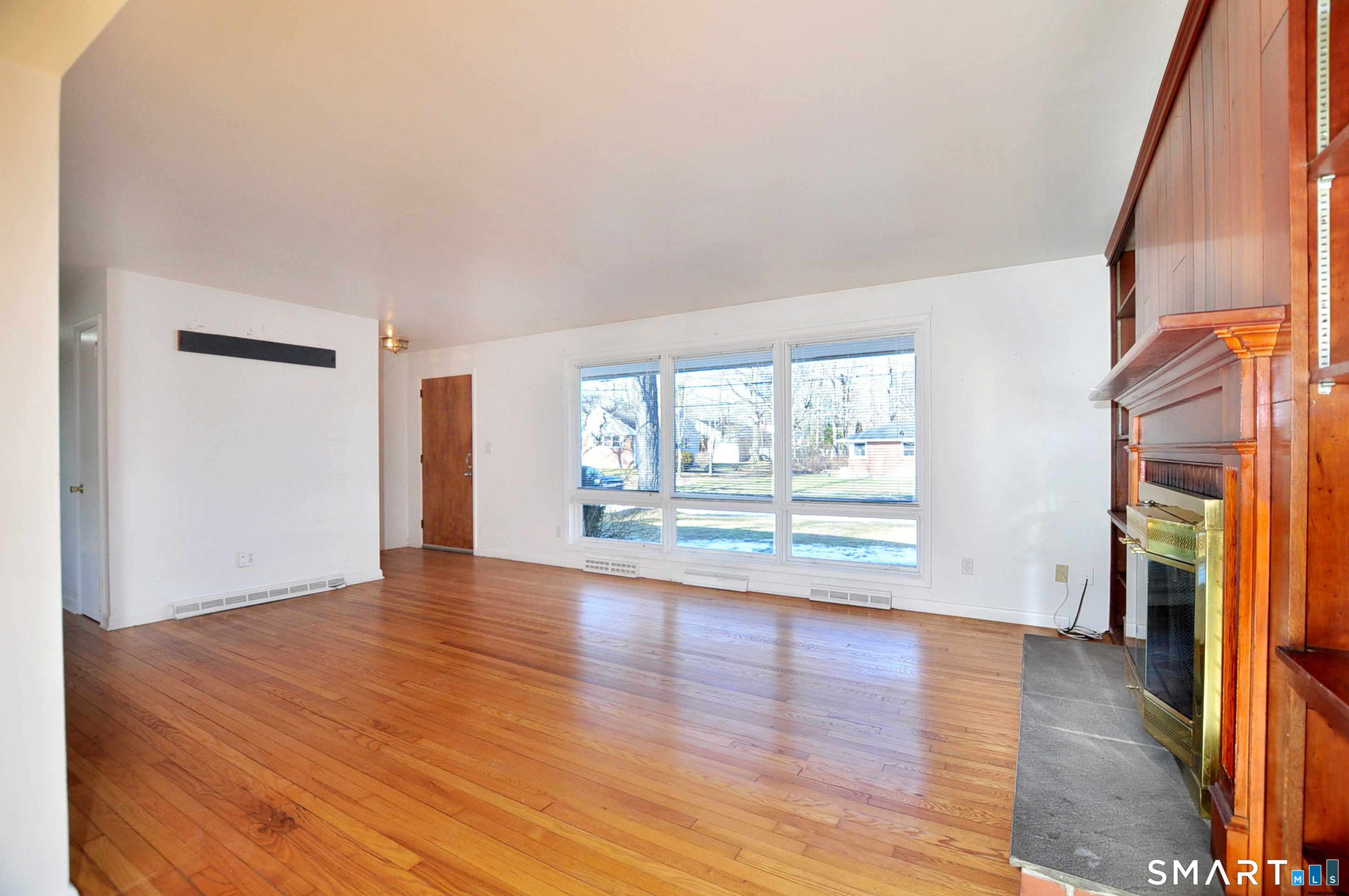 Homes for sale in Torrington, CT | 70 Eastlawn Dr, Torrington, CT 06790 | MLS# 24150330