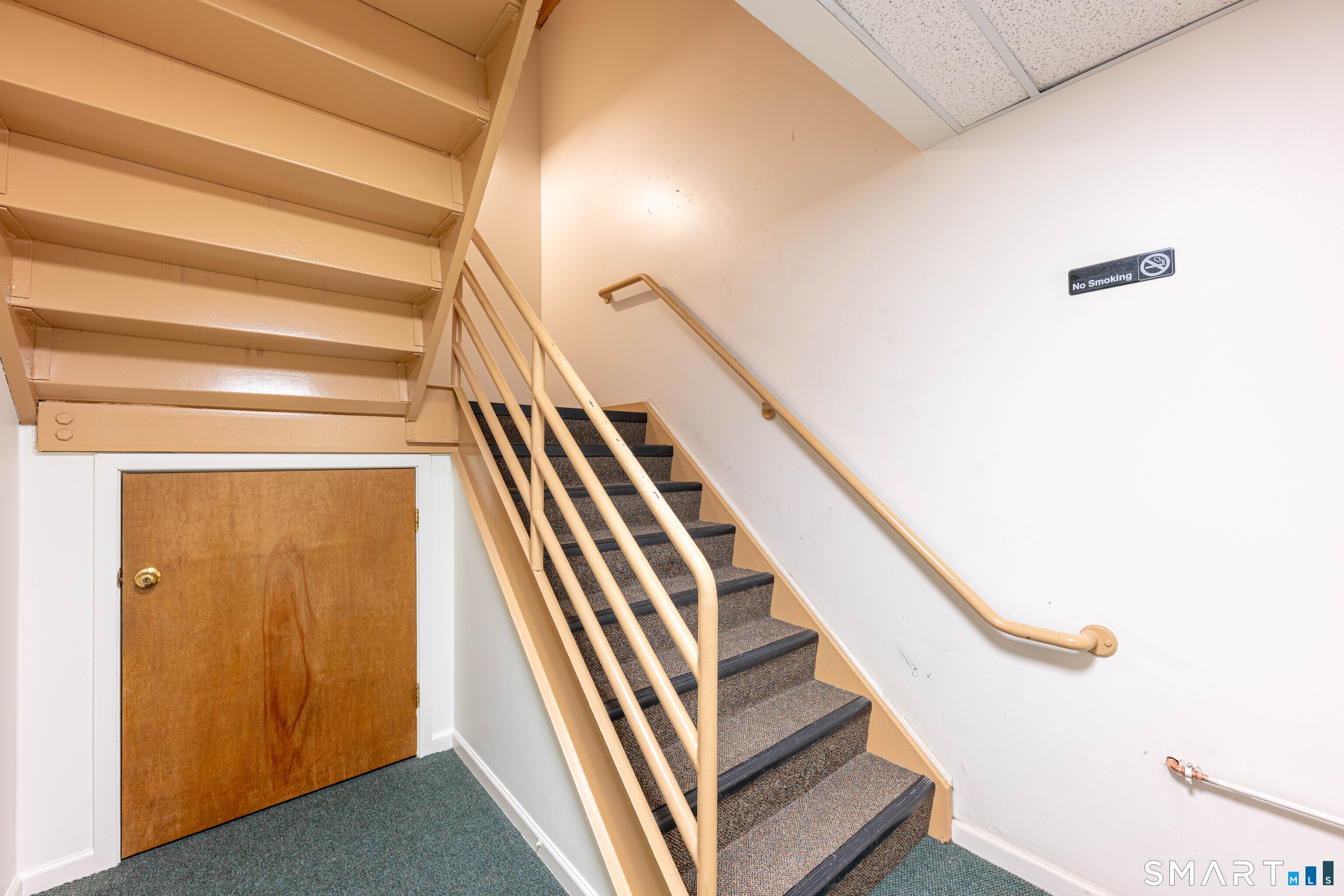 Photo 8 of 319 New Britain Road, Berlin, CT