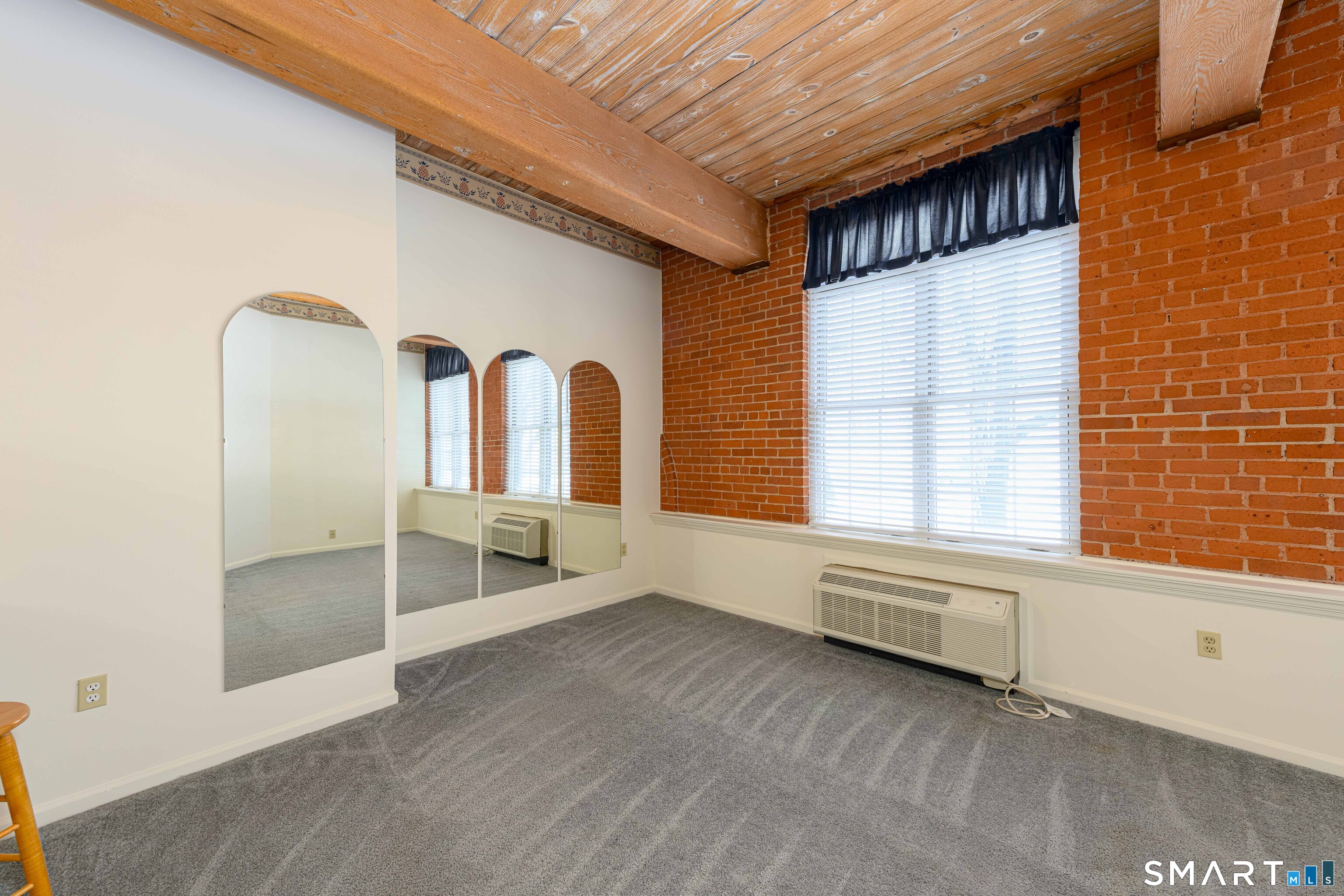 Photo 14 of 319 New Britain Road, Berlin, CT