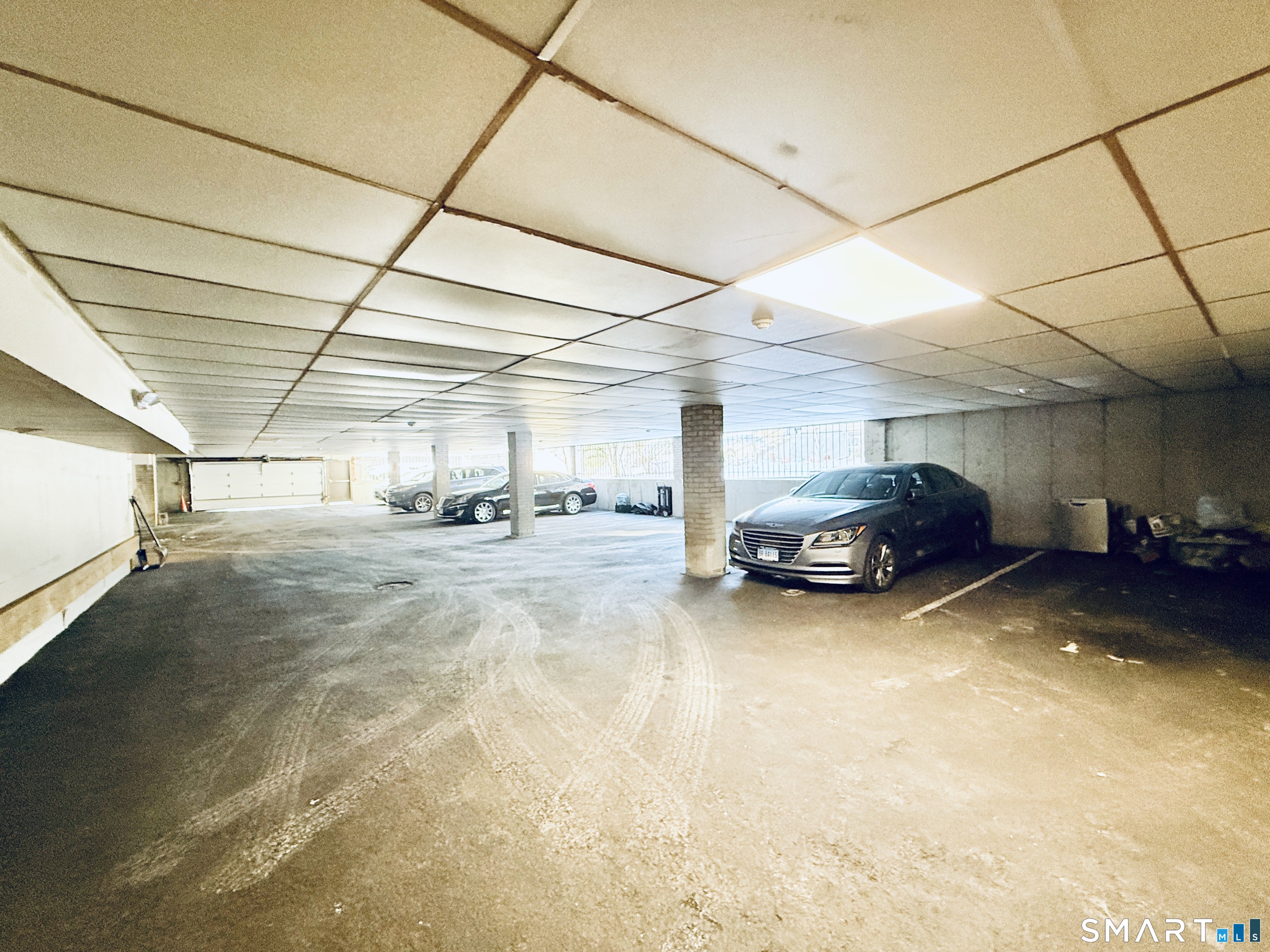 Homes for sale in Stamford, CT | 1400 Bedford St #11, Stamford, CT 06905 | MLS# 24150400