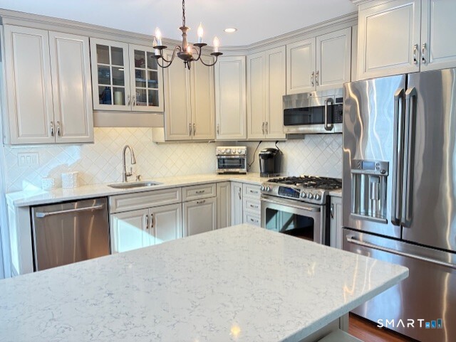 Homes for sale in Guilford, CT | 11 Copper Ridge Cir #11, Guilford, CT 06437 | MLS# 24149805