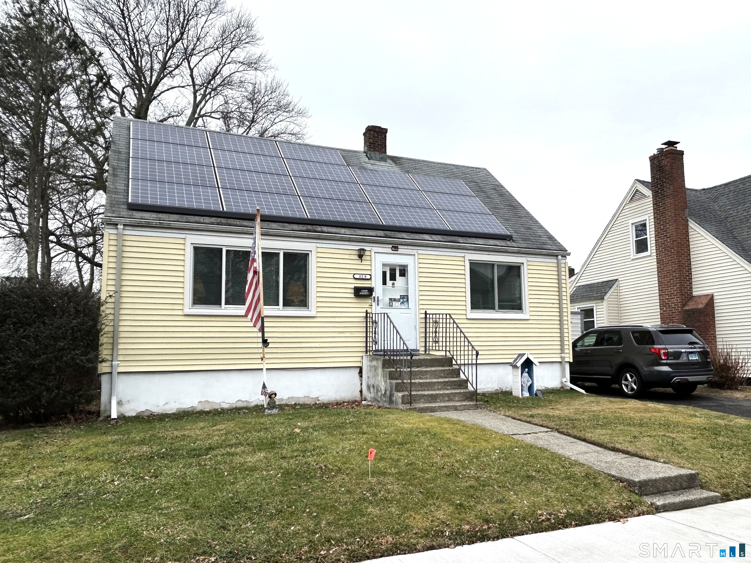 Homes for sale in Bridgeport, CT | 329 Ezra St, Bridgeport, CT 06606 | MLS# 24150387