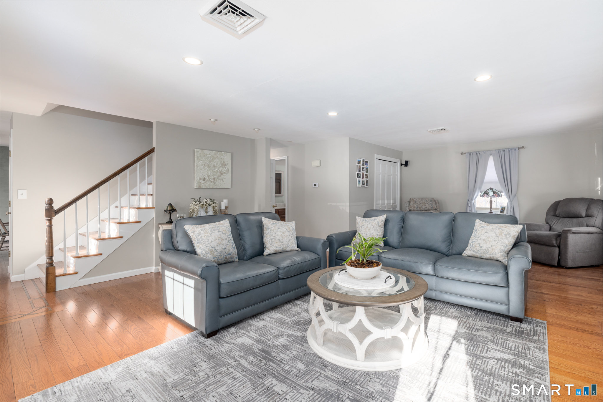 Homes for sale in Southington, CT | 40 November Ln, Southington, CT 06479 | MLS# 24150378