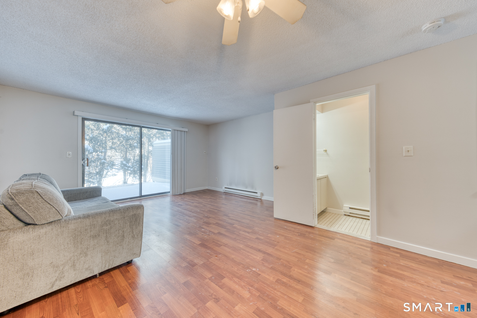 Photo 5 of 35 Riveredge Drive, Winchester, CT