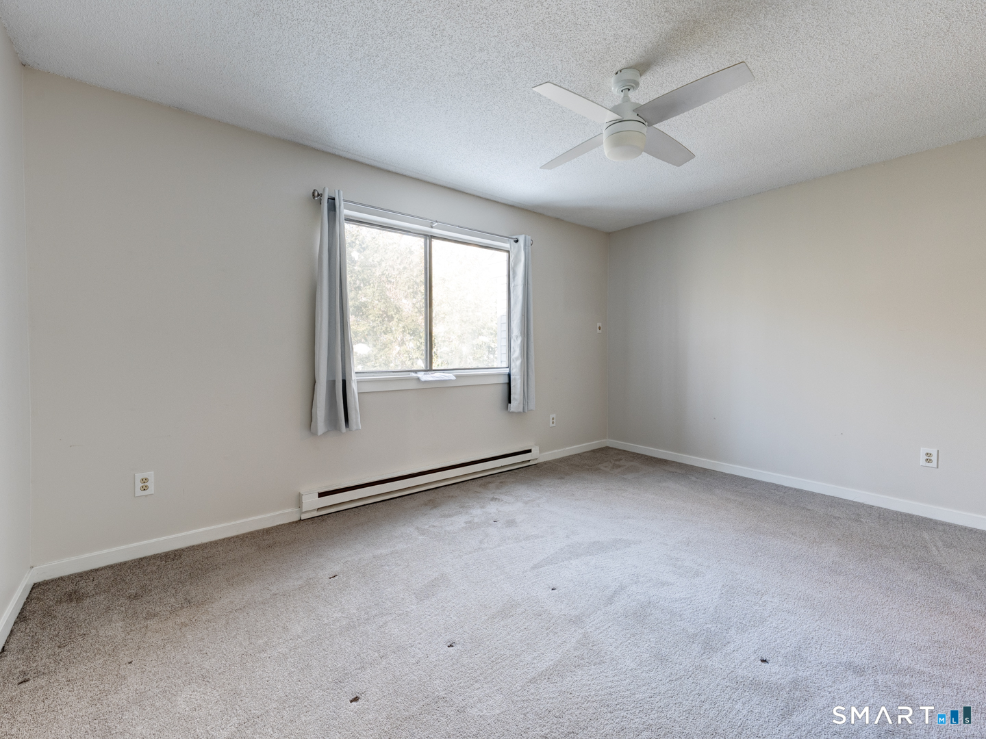 Photo 24 of 35 Riveredge Drive, Winchester, CT