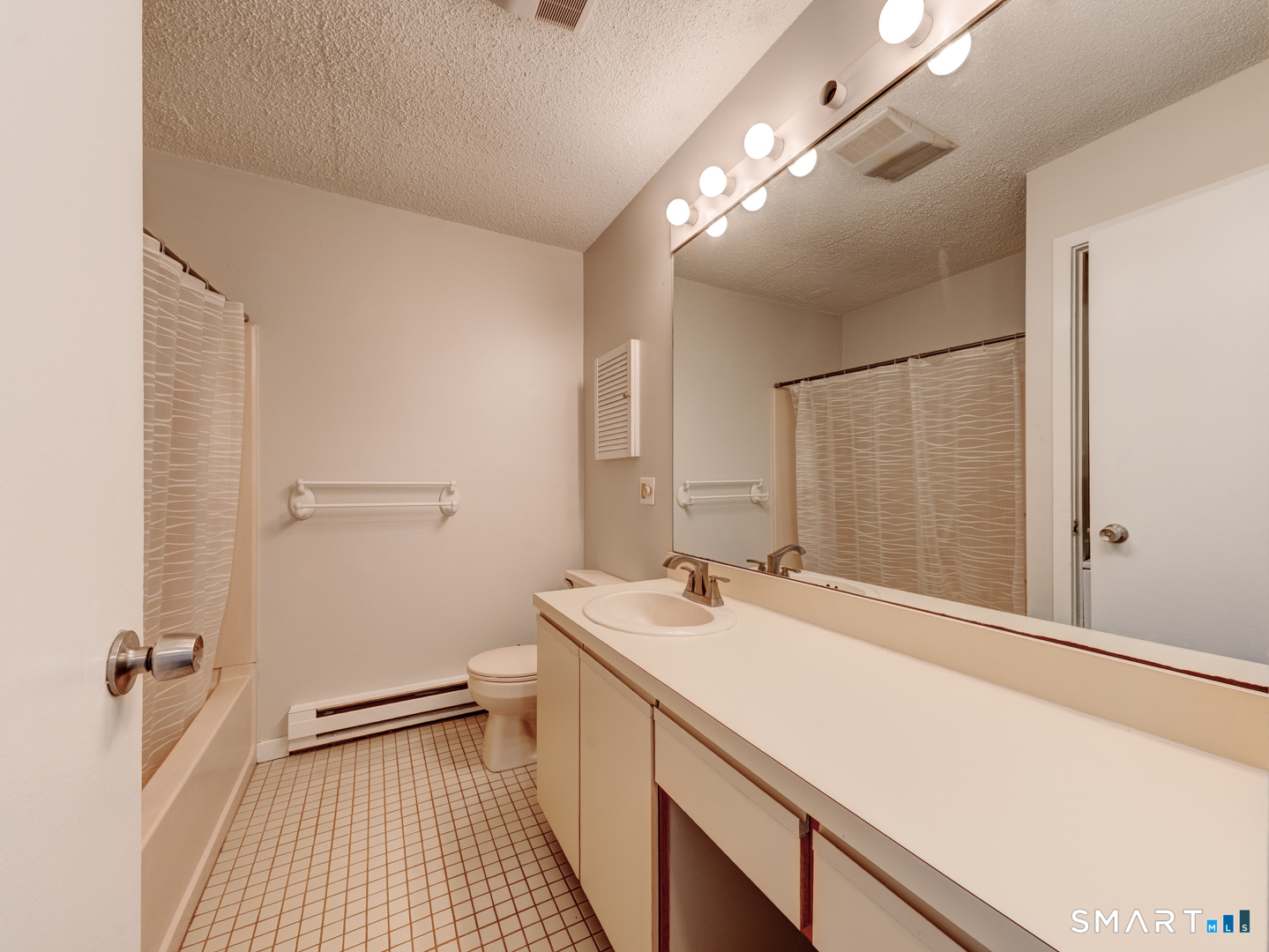 Photo 22 of 35 Riveredge Drive, Winchester, CT