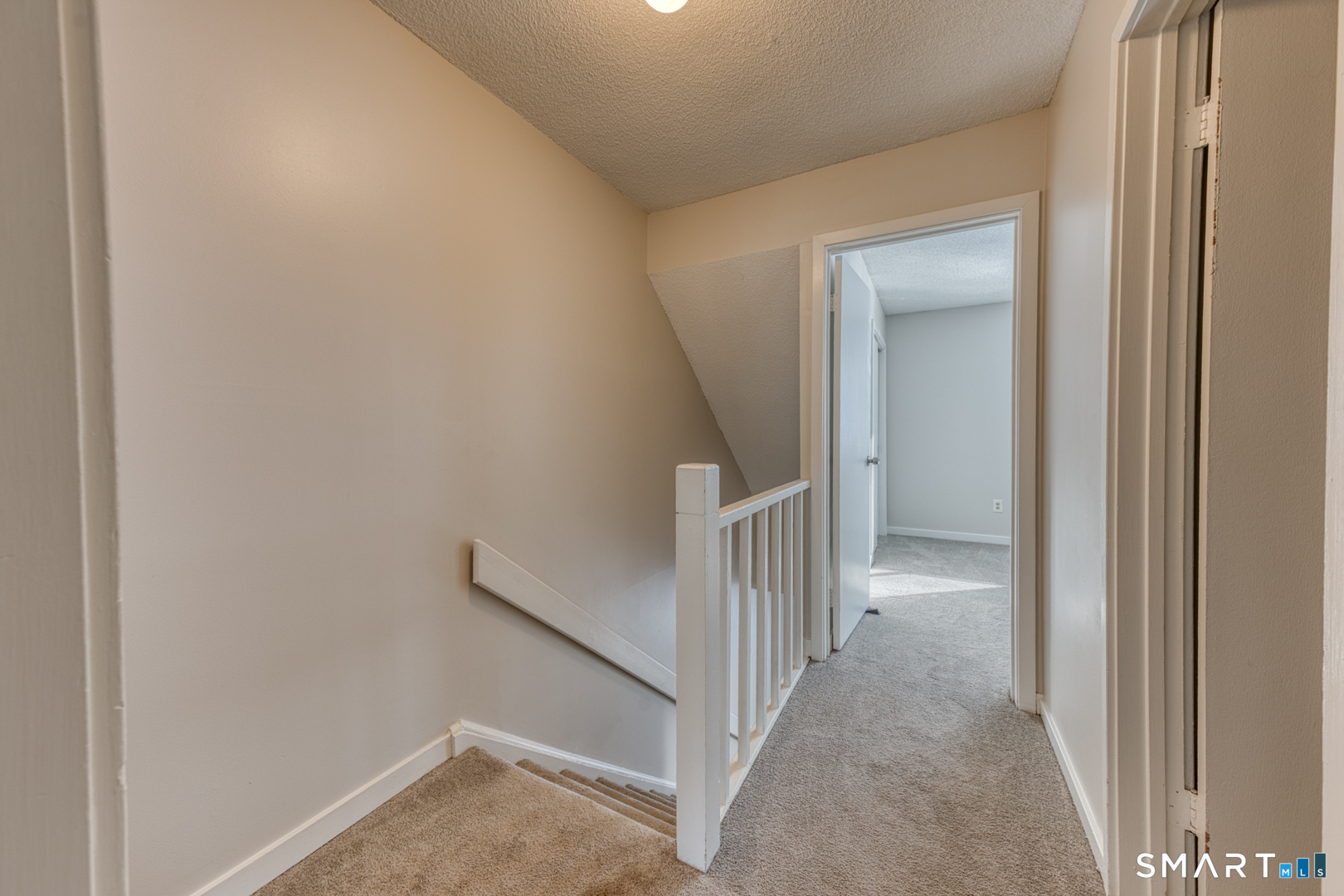 Photo 18 of 35 Riveredge Drive, Winchester, CT