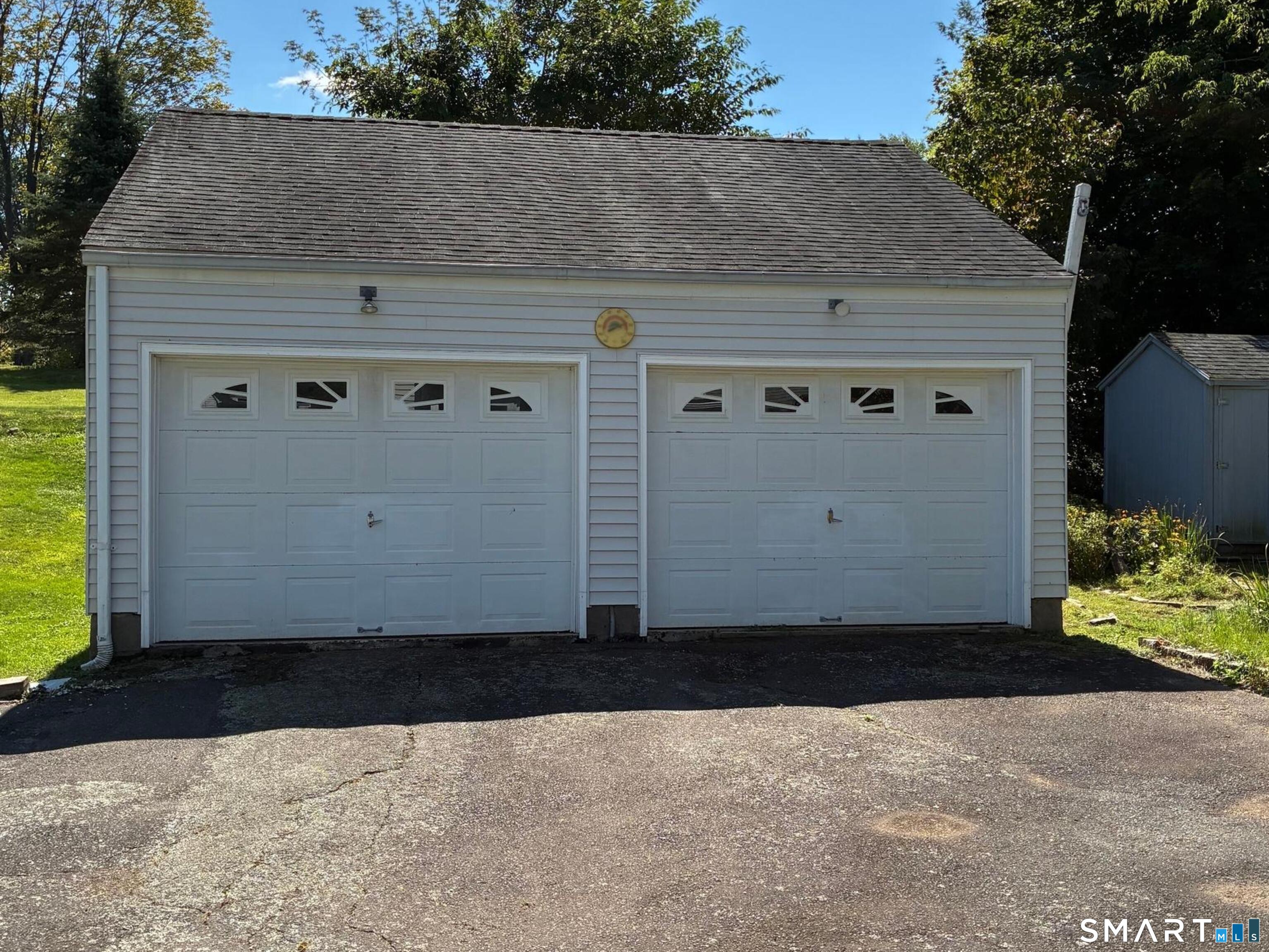 Photo 37 of 27 Harding Avenue, Newington, CT