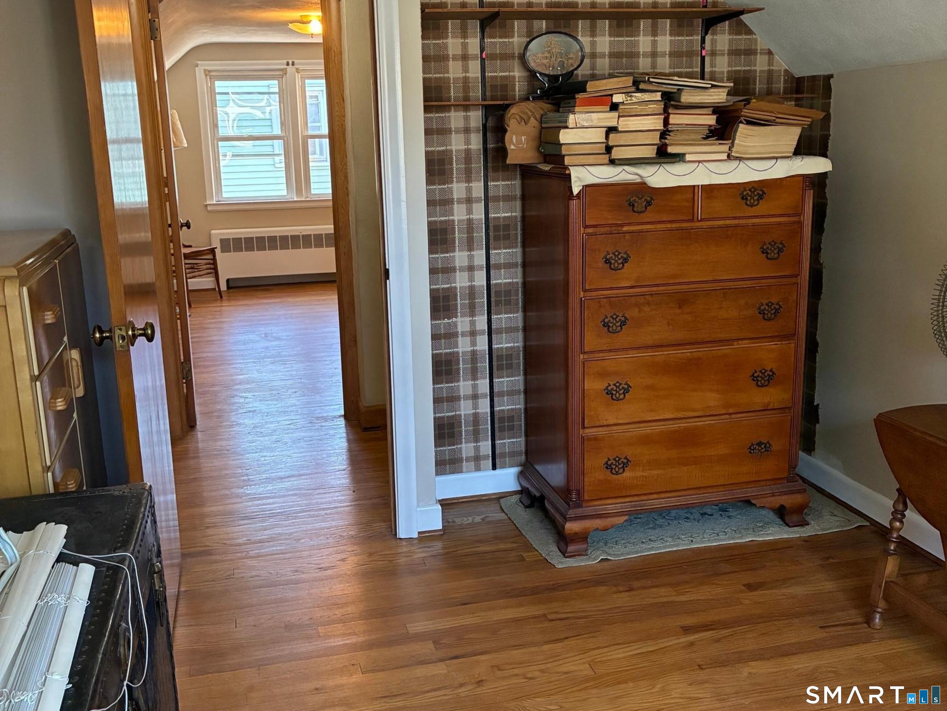 Photo 33 of 27 Harding Avenue, Newington, CT