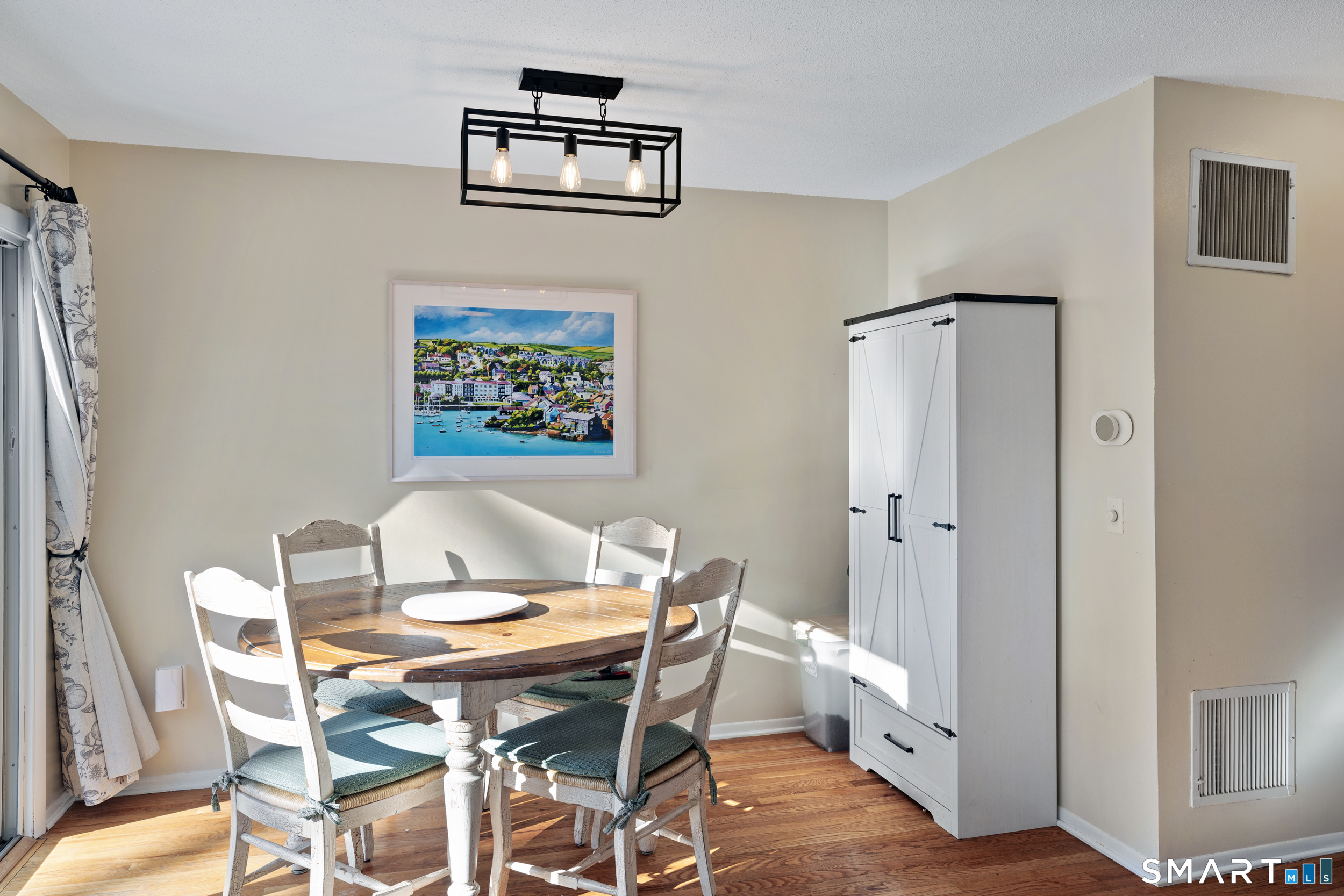 Photo 9 of 226 Sunrise Hill Road, Norwalk, CT