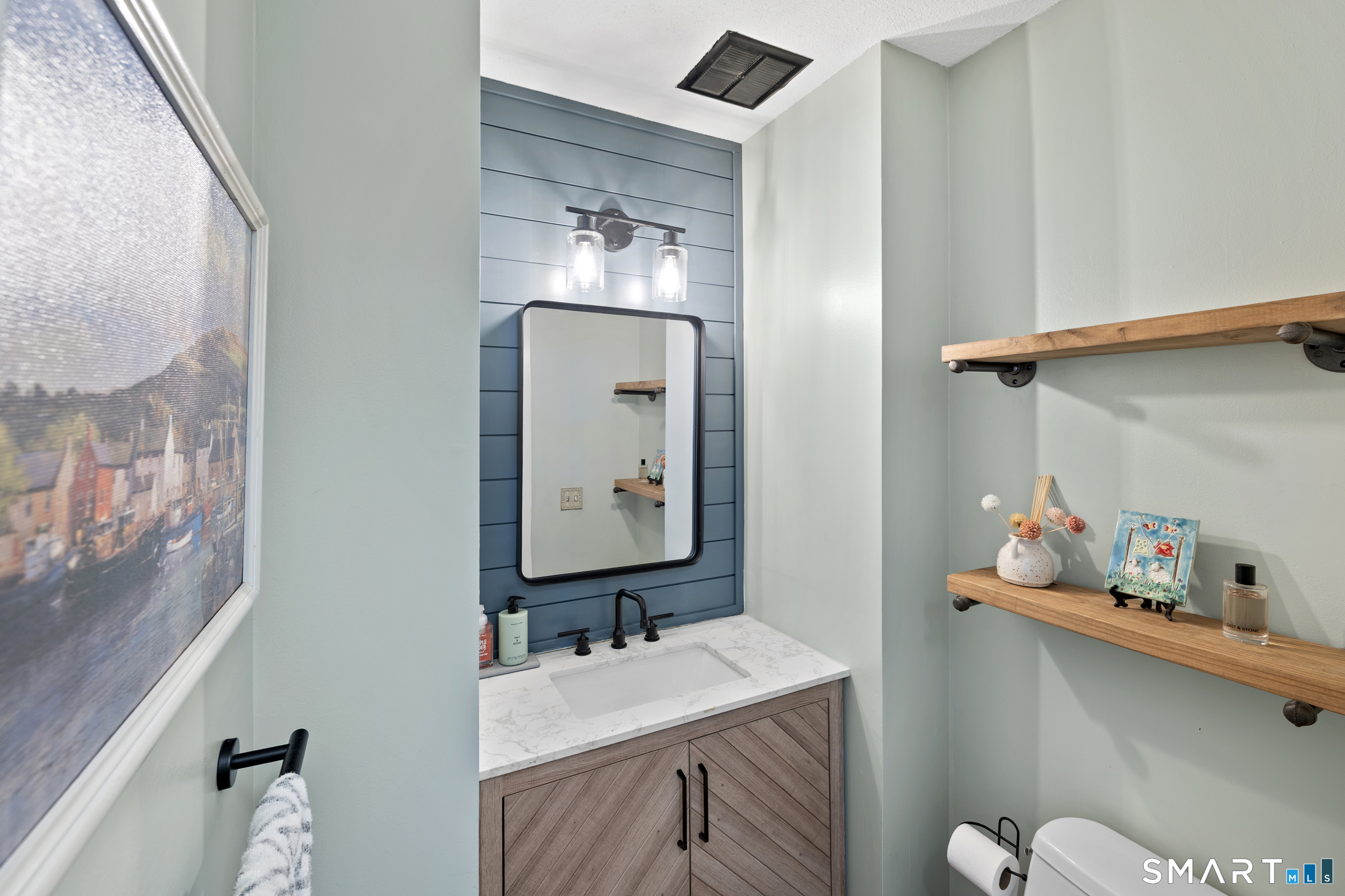 Photo 10 of 226 Sunrise Hill Road, Norwalk, CT