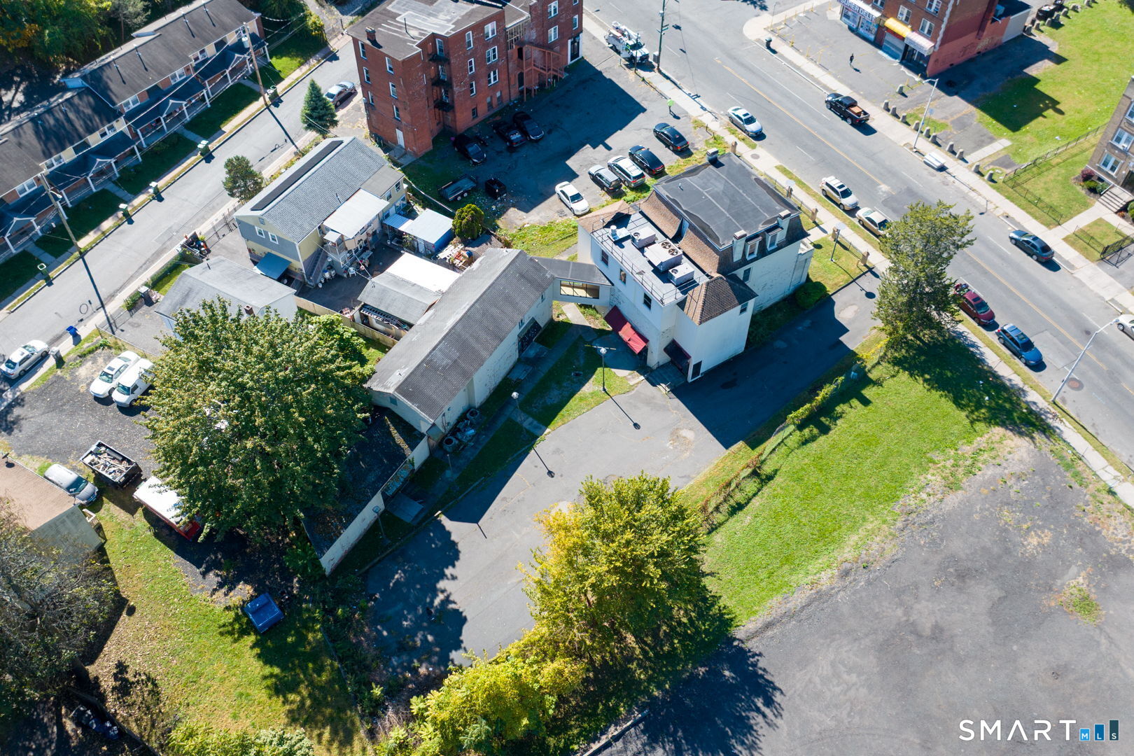 Homes for sale in Hartford, CT | 2404 Main St, Hartford, CT 06120 | MLS# 24150463