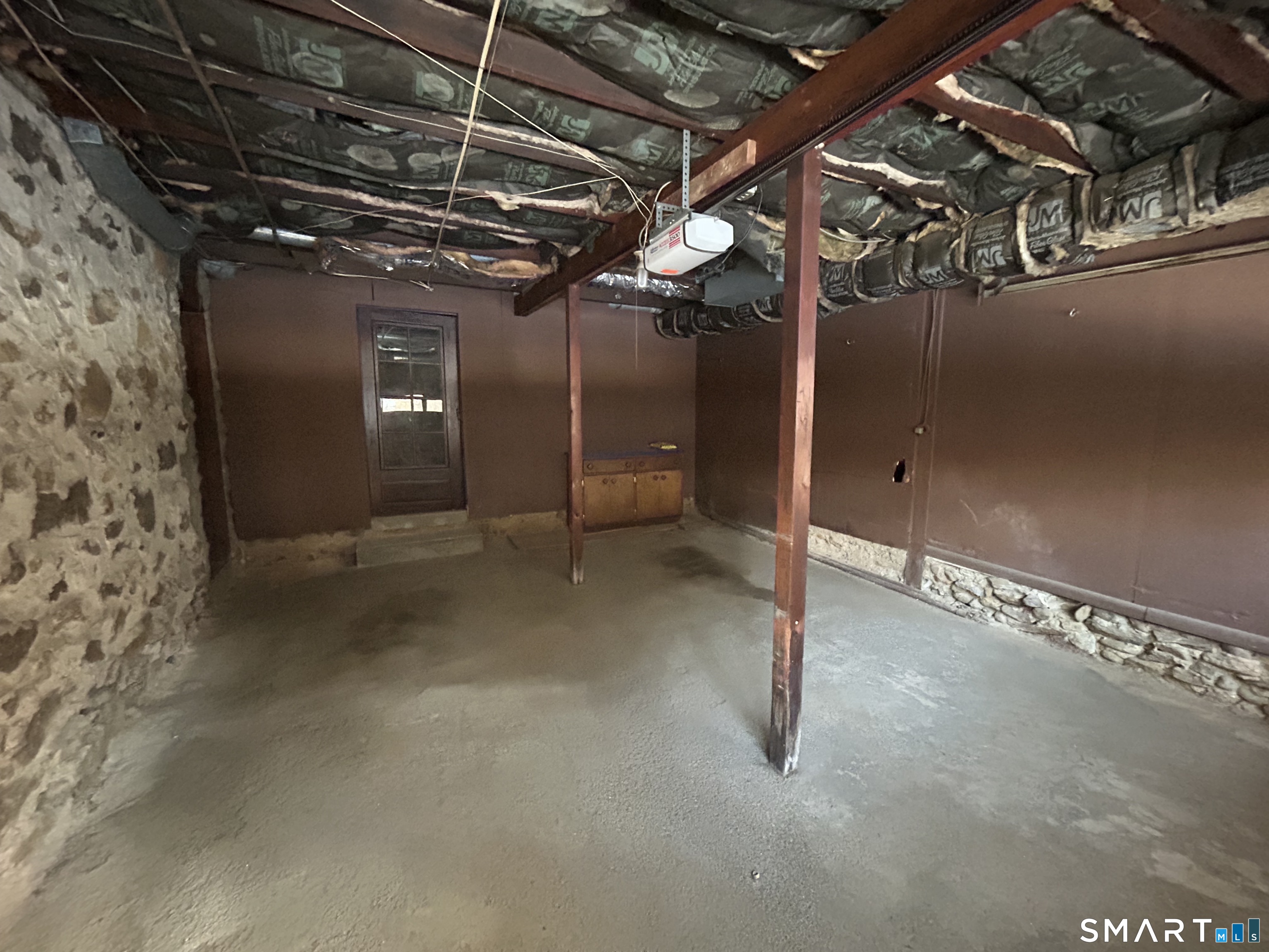 Homes for sale in Wolcott, CT | 65 Munson Rd, Wolcott, CT 06716 | MLS# 24150468