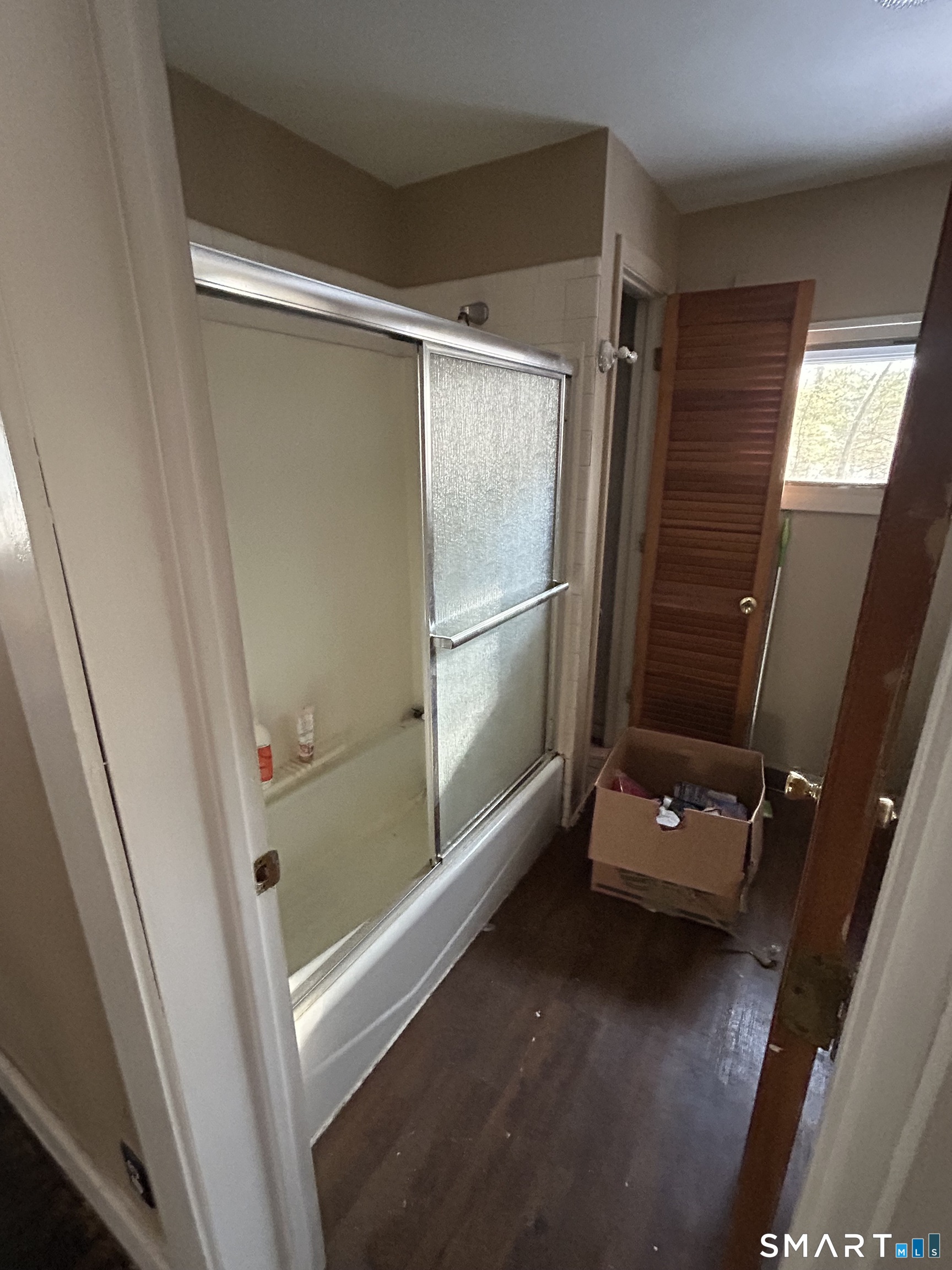 Photo 12 of 69 Munson Road, Wolcott, CT