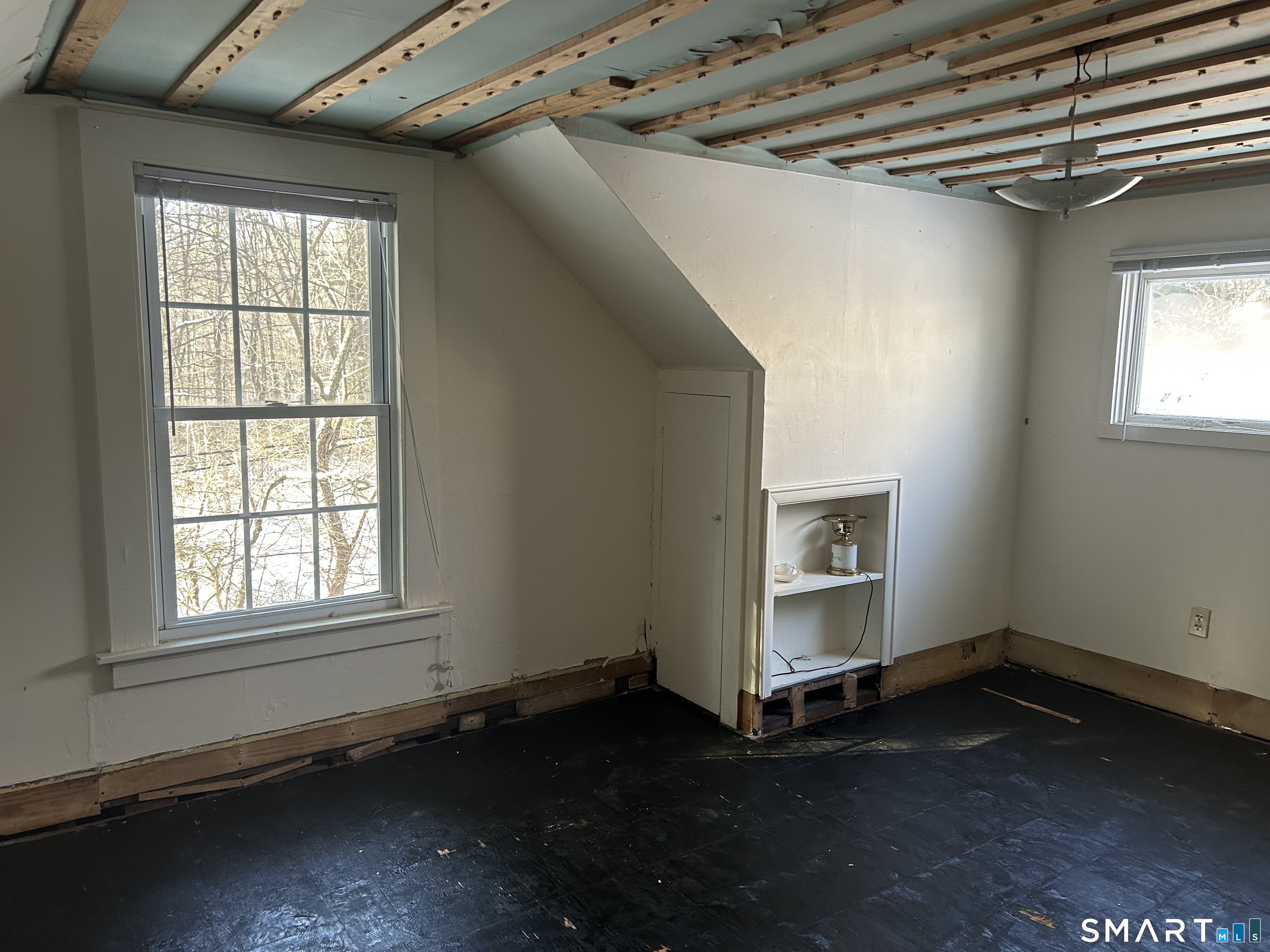 Photo 14 of 69 Munson Road, Wolcott, CT