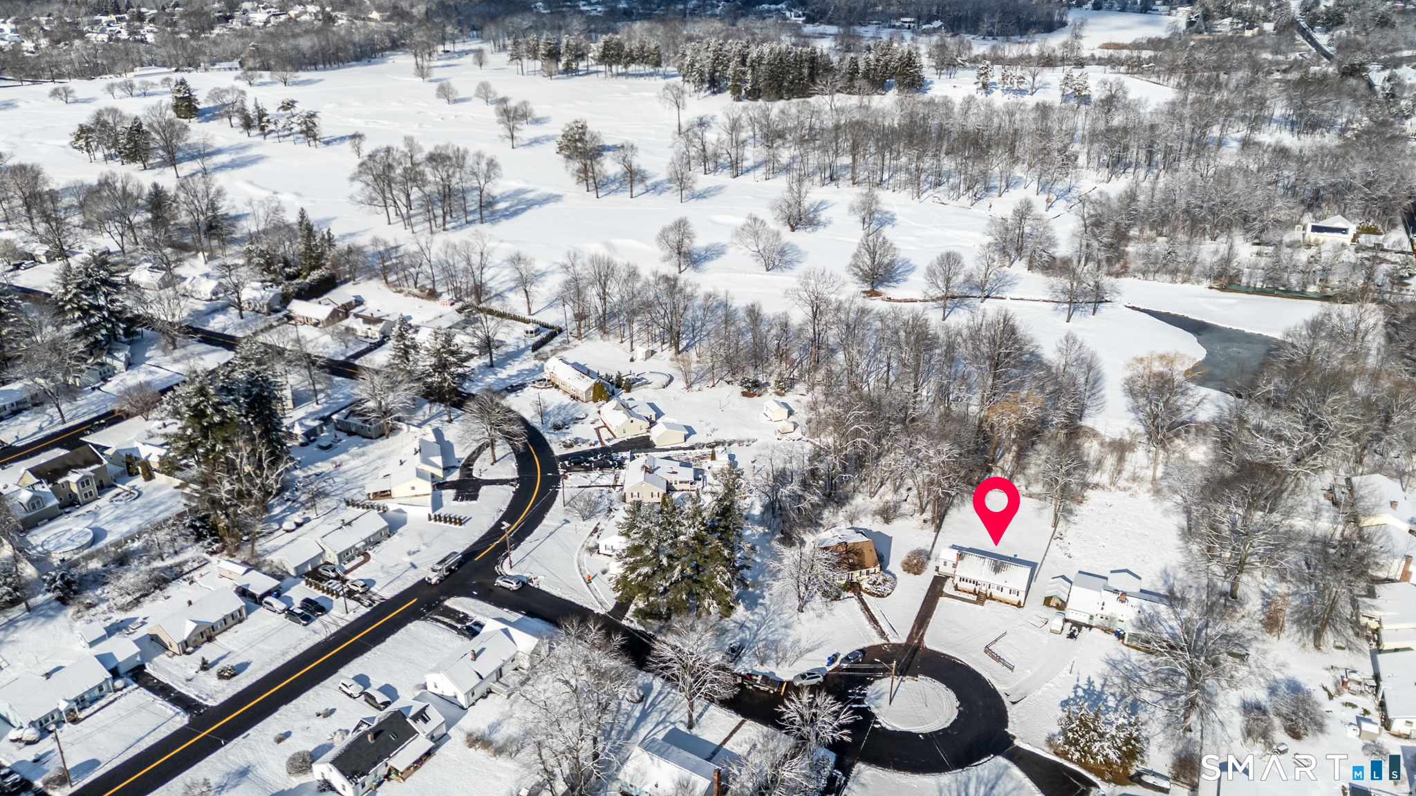 Homes for sale in Newington, CT | 22 Mohawk Cir, Newington, CT 06111 | MLS# 24150269