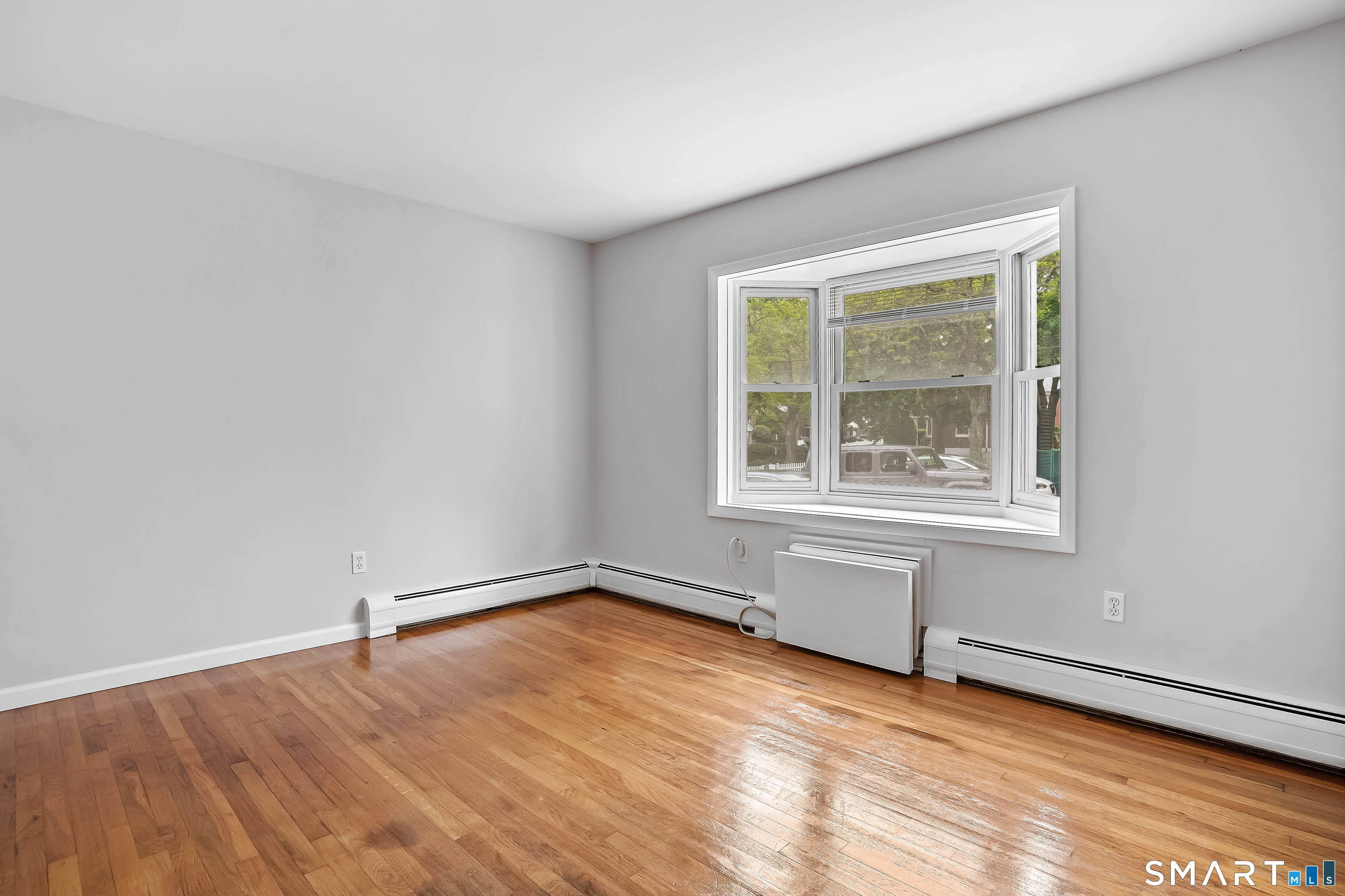 Homes for sale in Fairfield, CT | 240 Sunnyridge Ave #APT 63, Fairfield, CT 06824 | MLS# 24150488