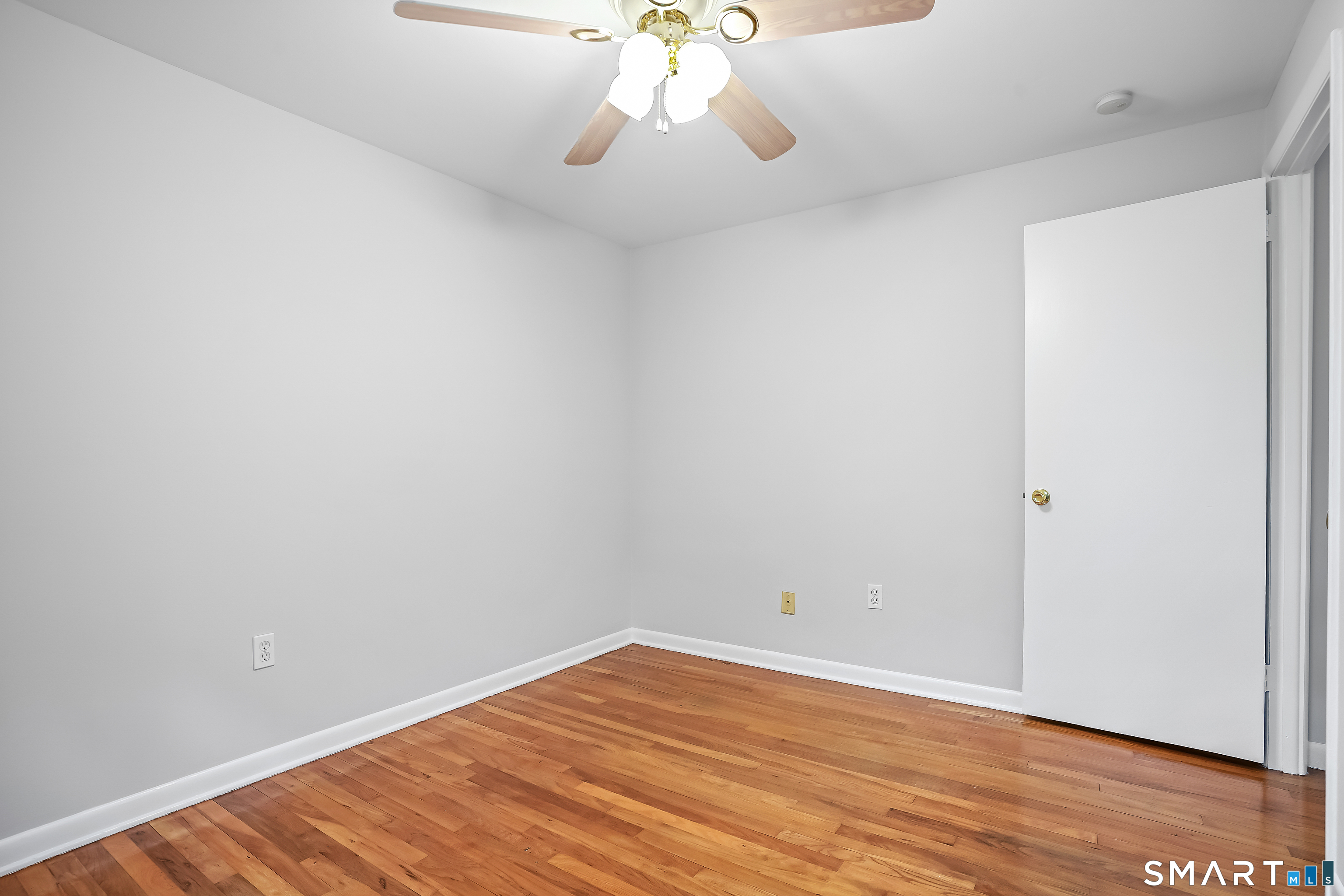 Photo 23 of 240 Sunnyridge Avenue, Fairfield, CT