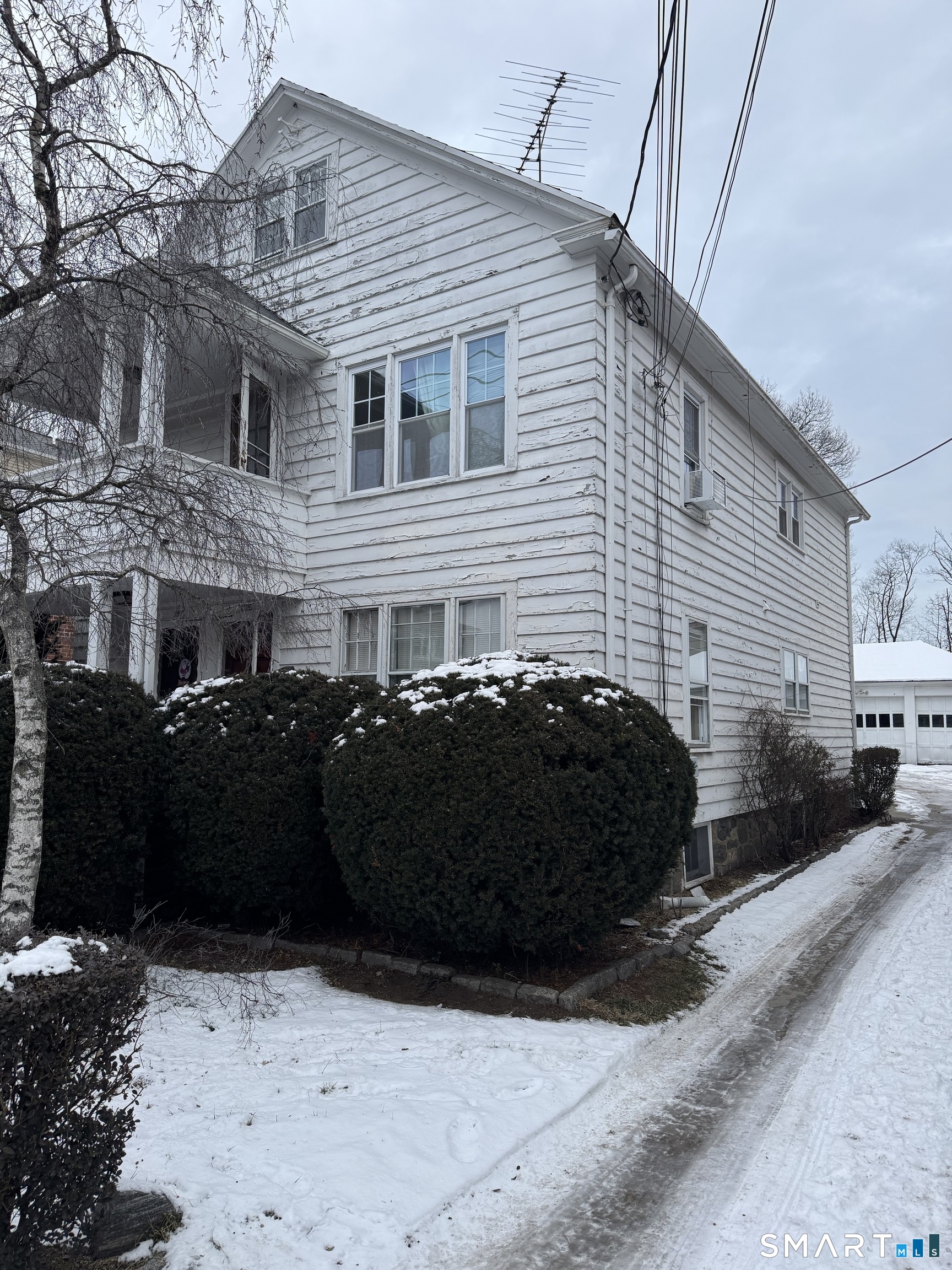 Homes for sale in Bridgeport, CT | 2100 E Main St, Bridgeport, CT 06610 | MLS# 24150254