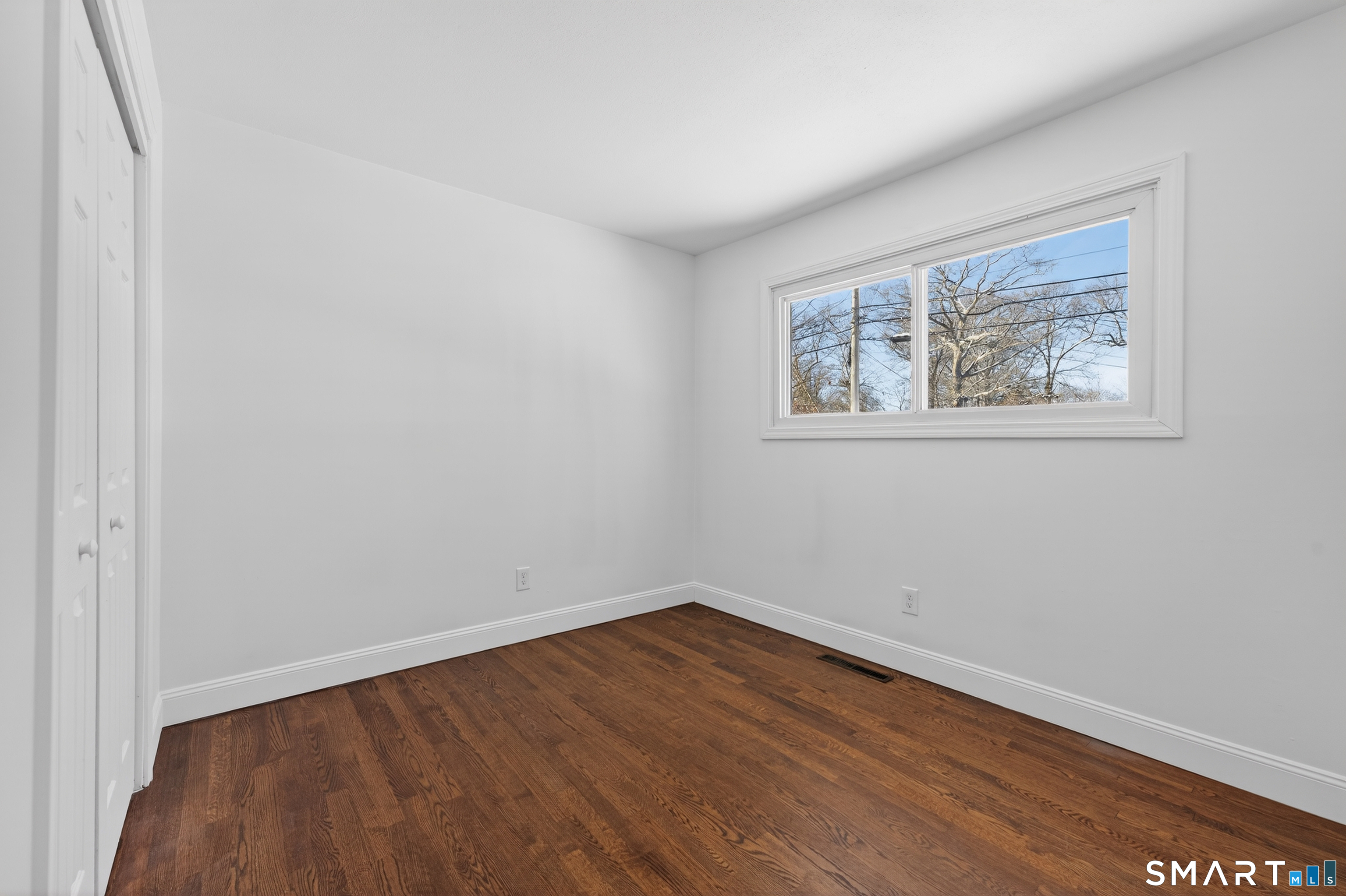 Photo 14 of 25 Oslo Street, Groton, CT