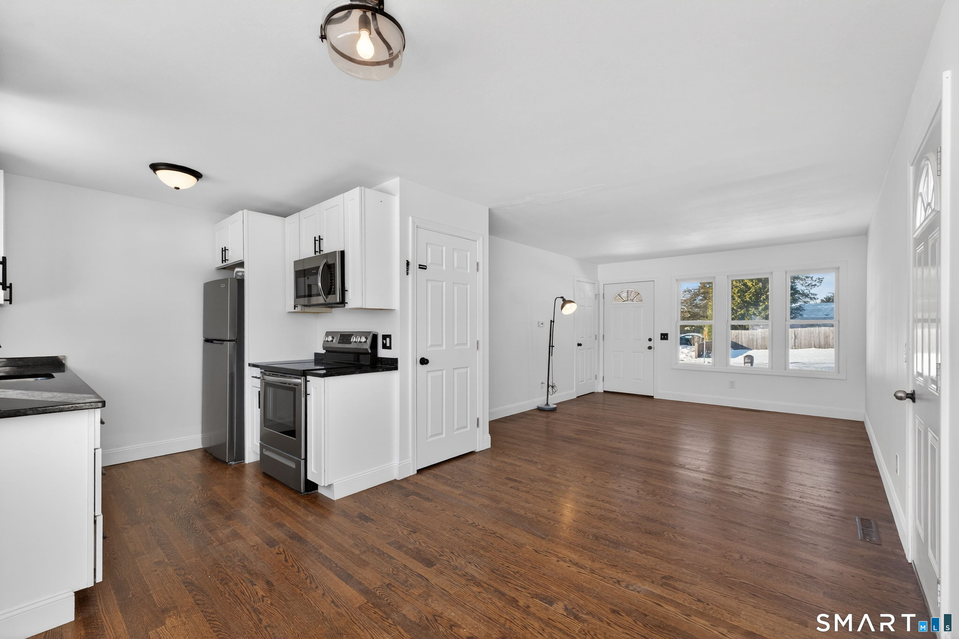 Photo 5 of 25 Oslo Street, Groton, CT