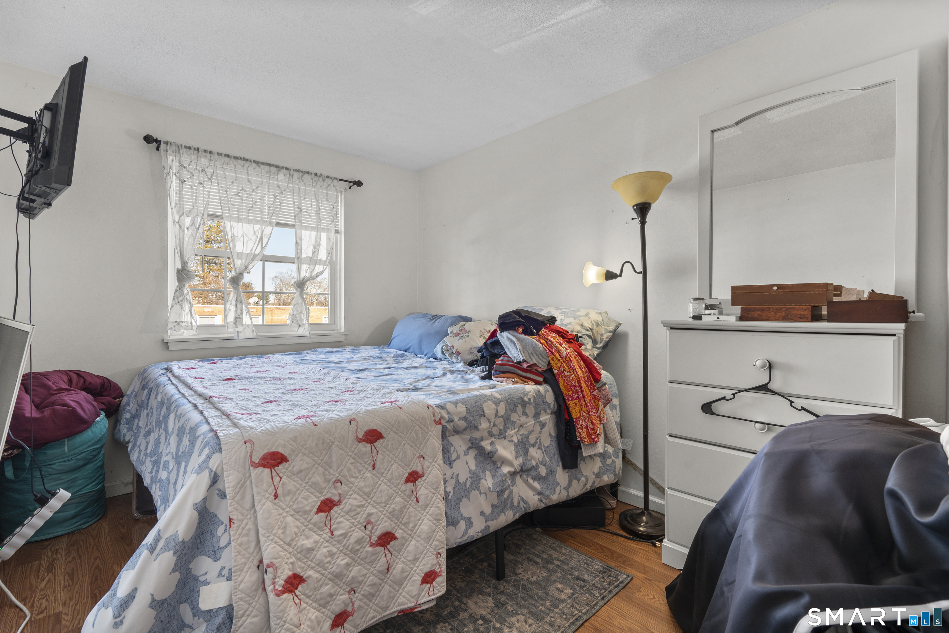 Homes for sale in Stamford, CT | 7 Barnstable Ln, Stamford, CT 06907 | MLS# 24133238