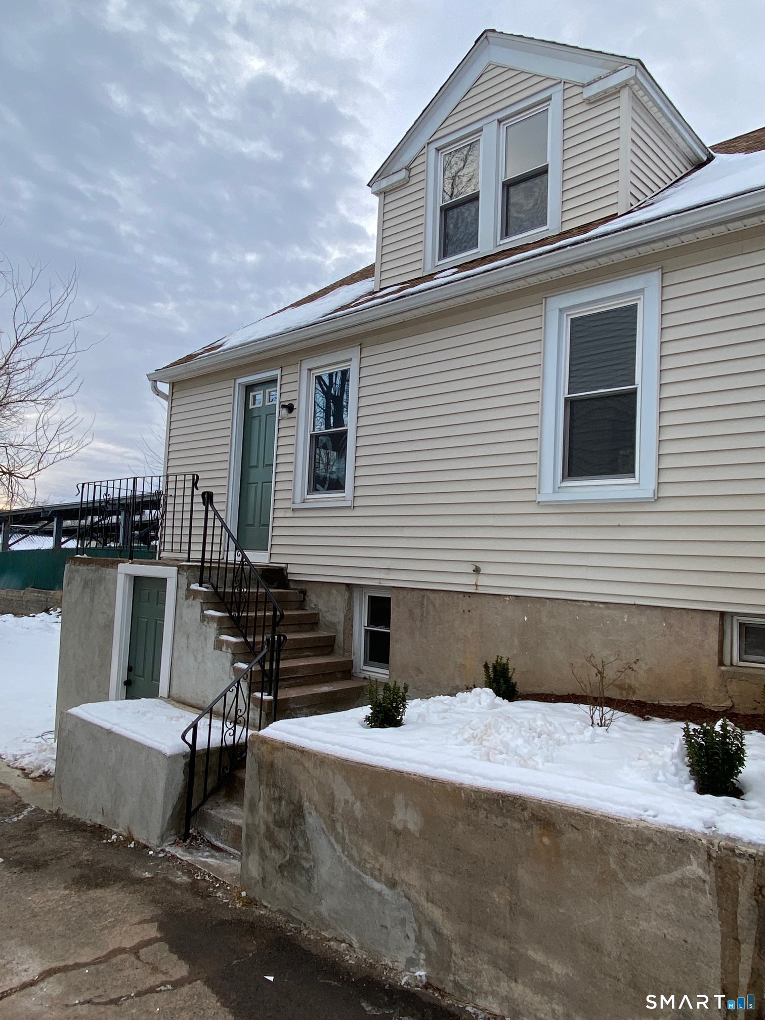 Homes for sale in West Haven, CT | 166 Sawmill Rd, West Haven, CT 06516 | MLS# 24150502