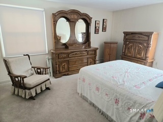 Photo 12 of 1162 Middle Turnpike, Manchester, CT