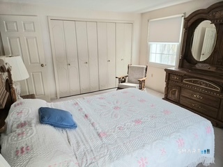 Photo 13 of 1162 Middle Turnpike, Manchester, CT