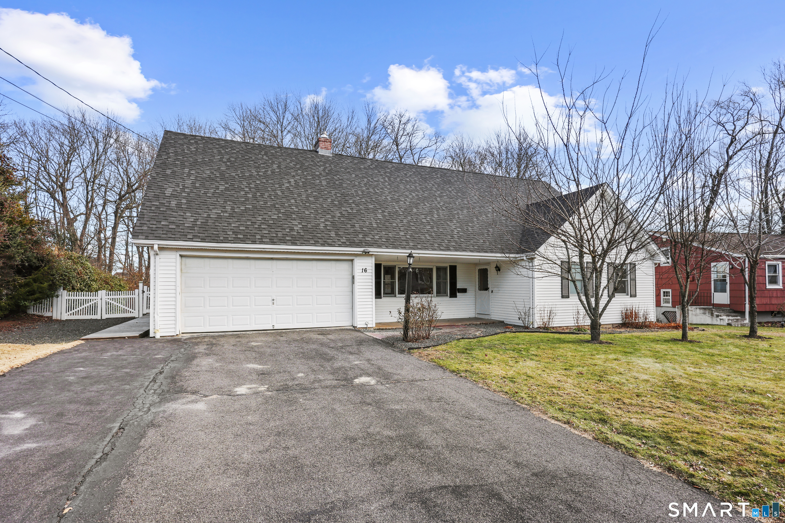 Homes for sale in West Hartford, CT | 16 Chestnut Ln, West Hartford, CT 06110 | MLS# 24148668