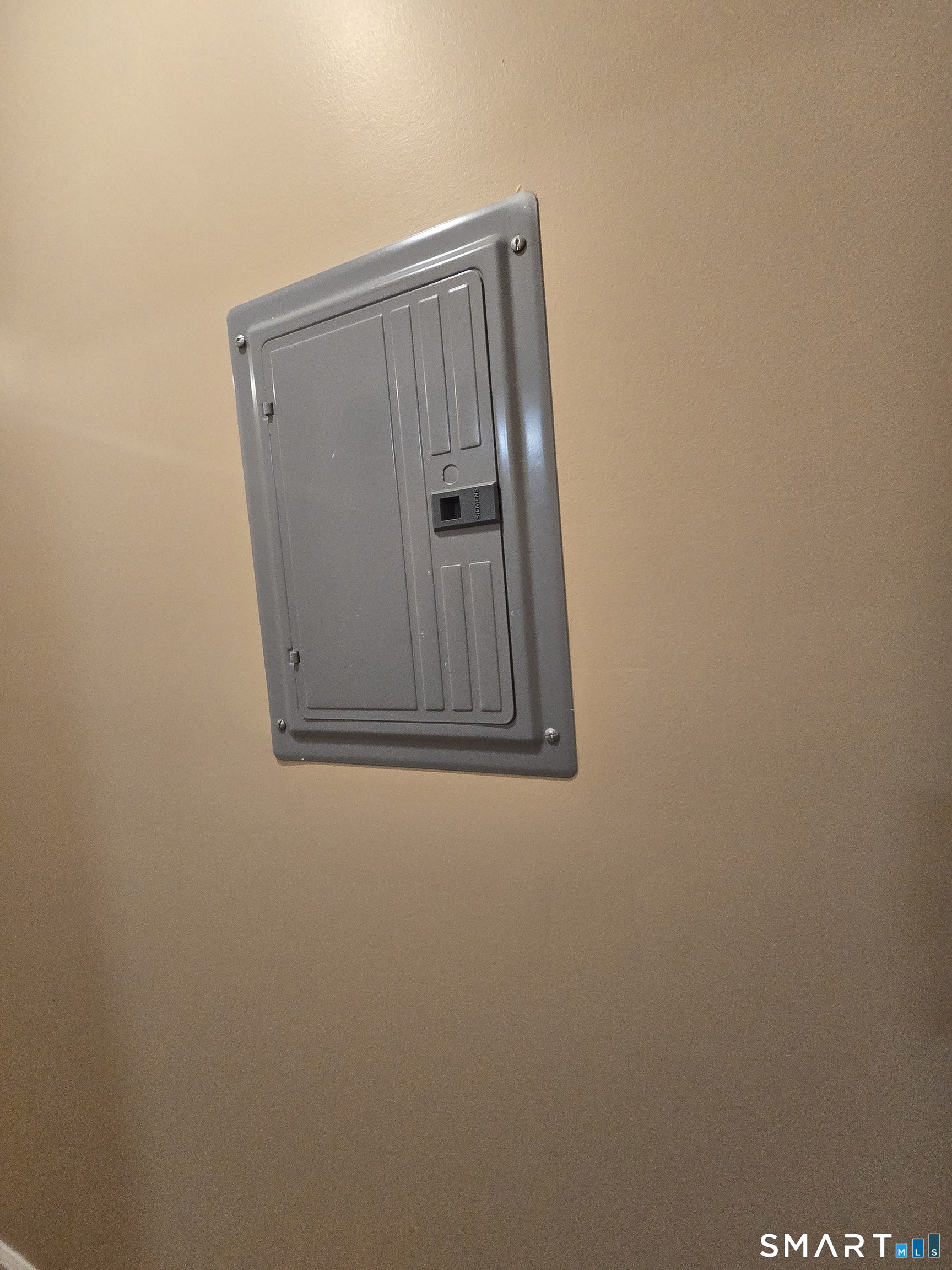 Photo 7 of 38 Burton Street, Hartford, CT