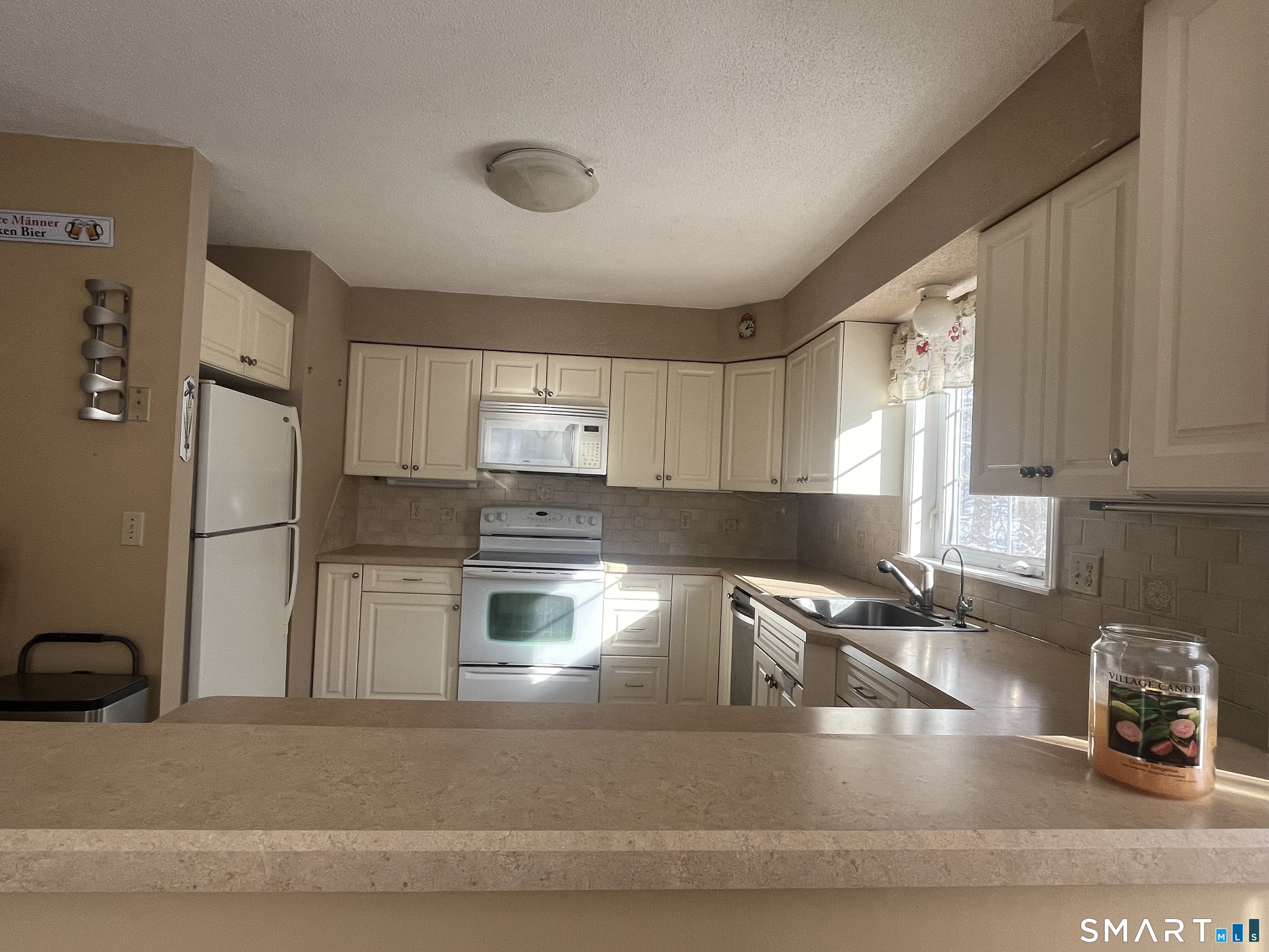 Homes for sale in Waterbury, CT | 12 Woodedge Ave, Waterbury, CT 06706 | MLS# 24150319