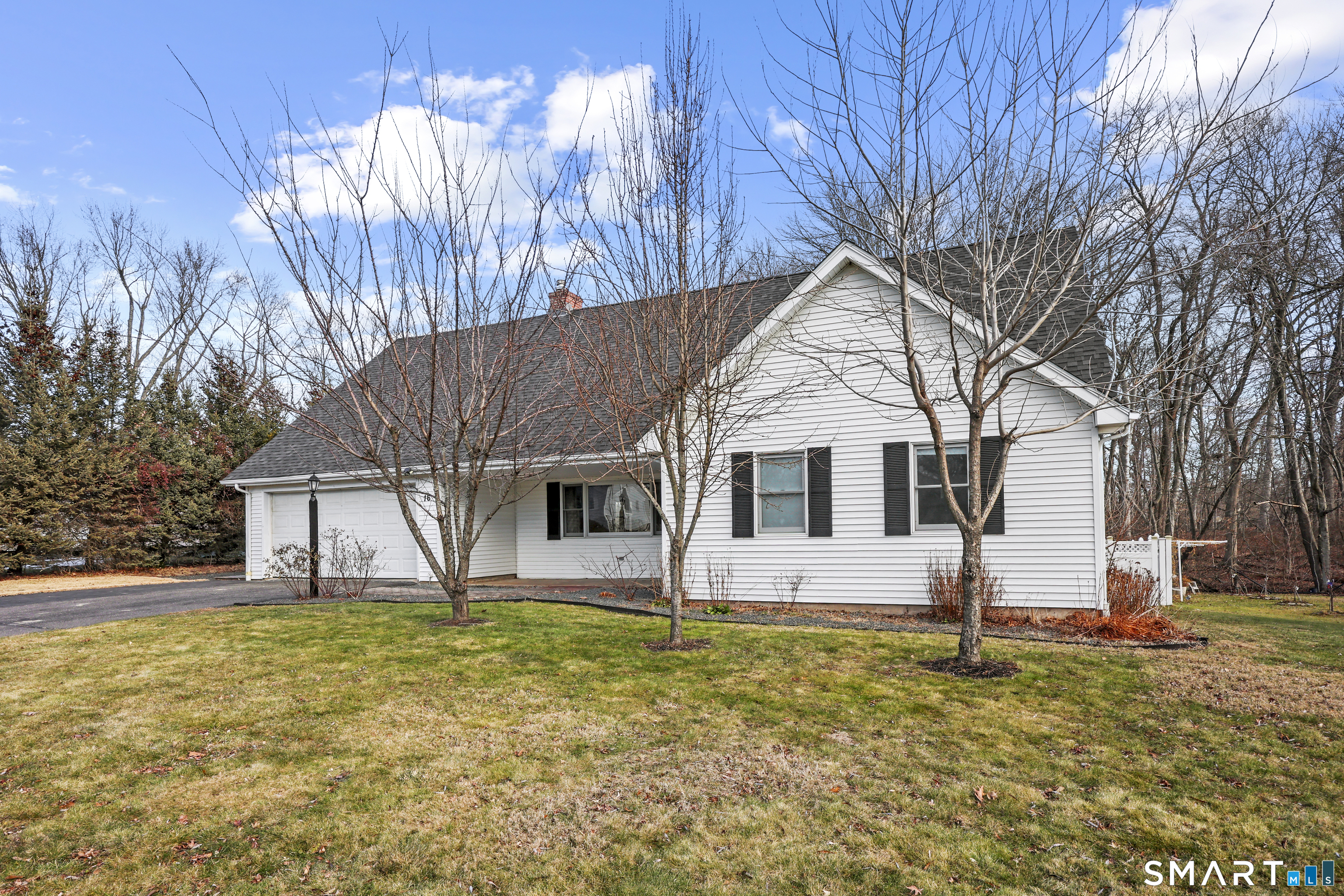 Homes for sale in West Hartford, CT | 16 Chestnut Ln, West Hartford, CT 06110 | MLS# 24148668