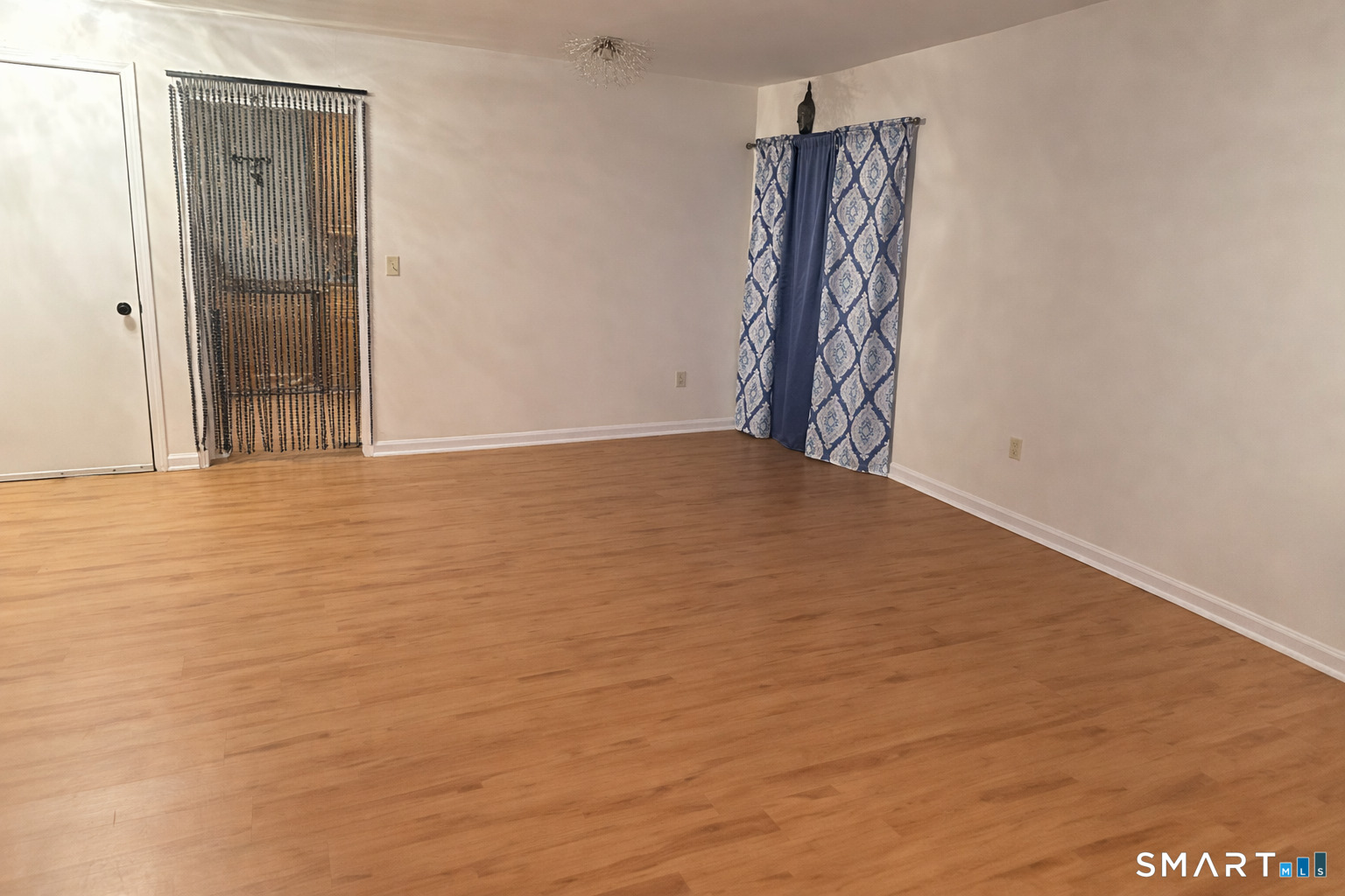 Homes for sale in Waterbury, CT | 147 Hamden Ave #APT A, Waterbury, CT 06704 | MLS# 24150553