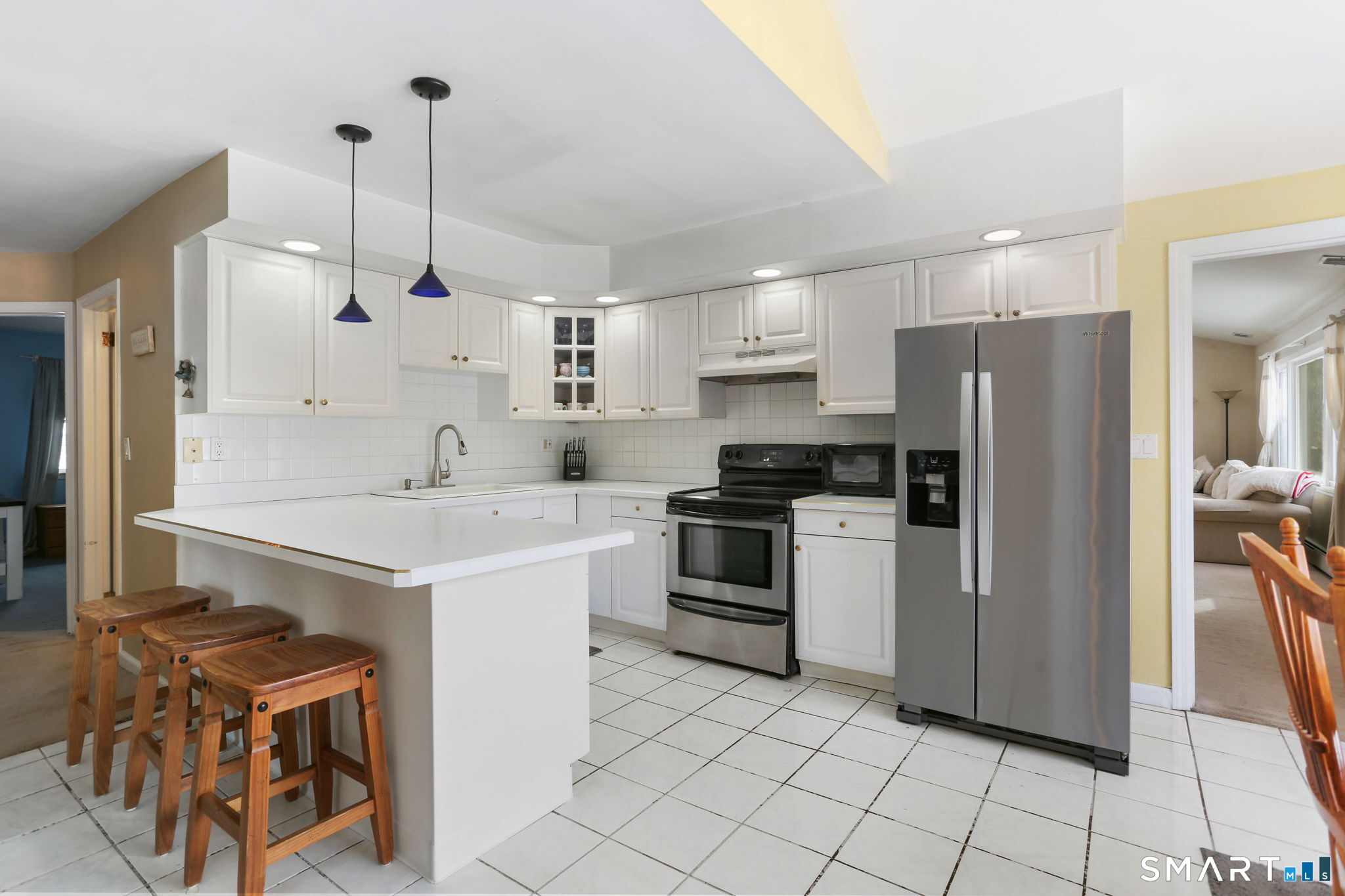 Homes for sale in Trumbull, CT | 40 Rose Ter, Trumbull, CT 06611 | MLS# 24150068