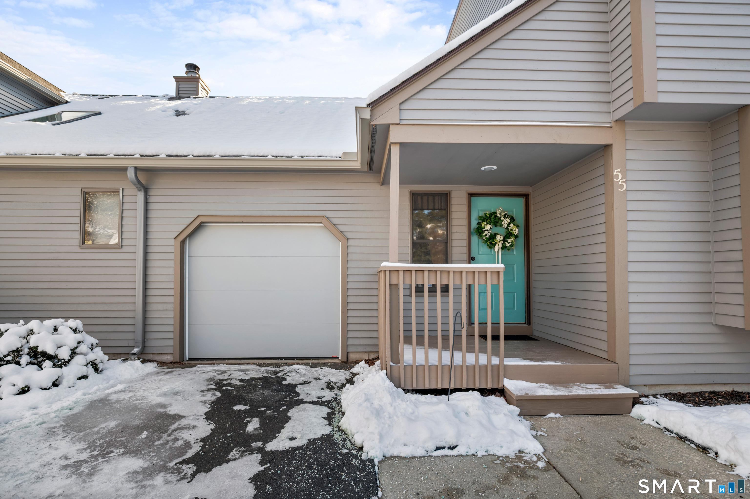 Homes for sale in Enfield, CT | 55 Elm Mdws #55, Enfield, CT 06082 | MLS# 24150505