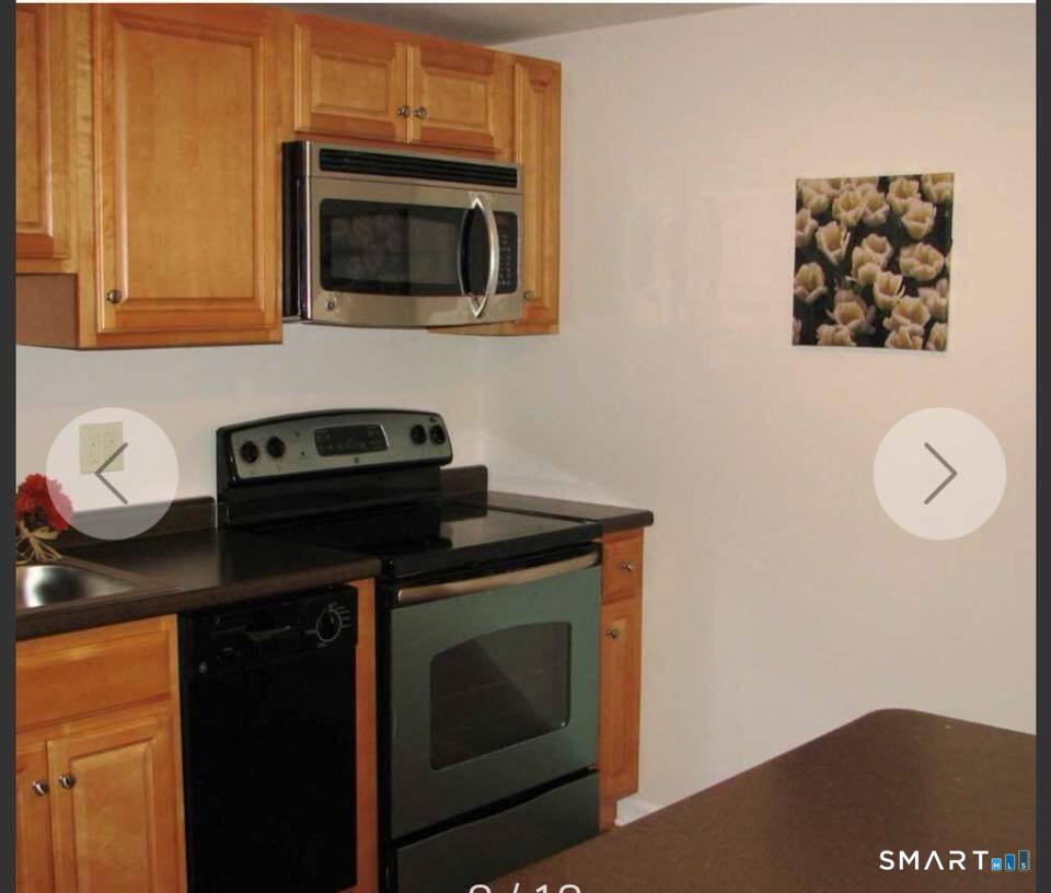 Photo 7 of 52 Essex Street, Deep River, CT