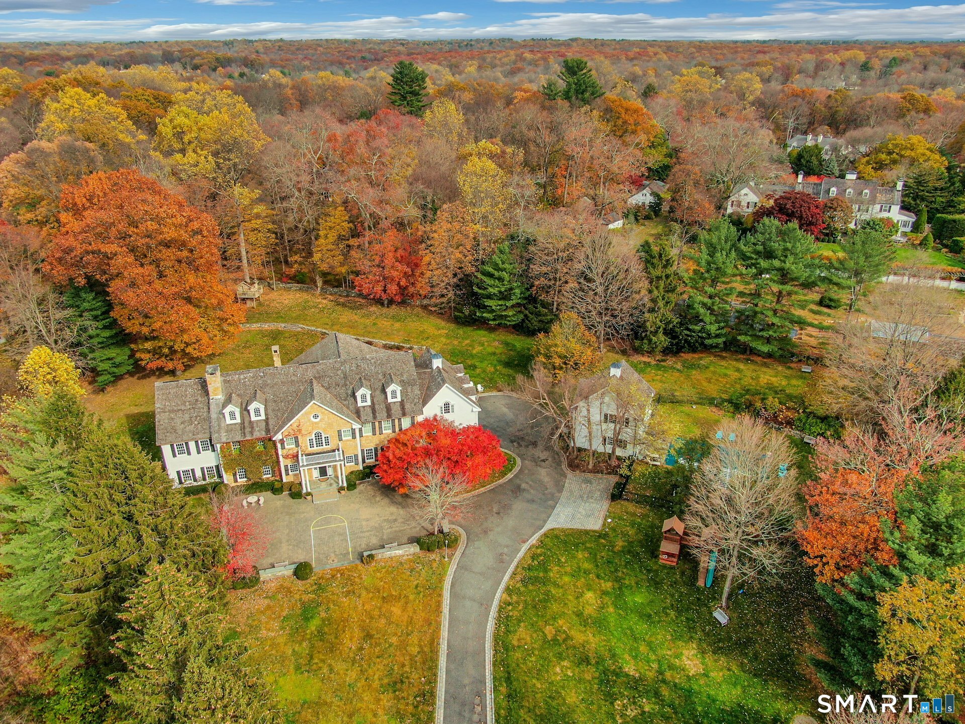 Homes for sale in Greenwich, CT | 33 Highland Farm Rd, Greenwich, CT 06831 | MLS# 24150635