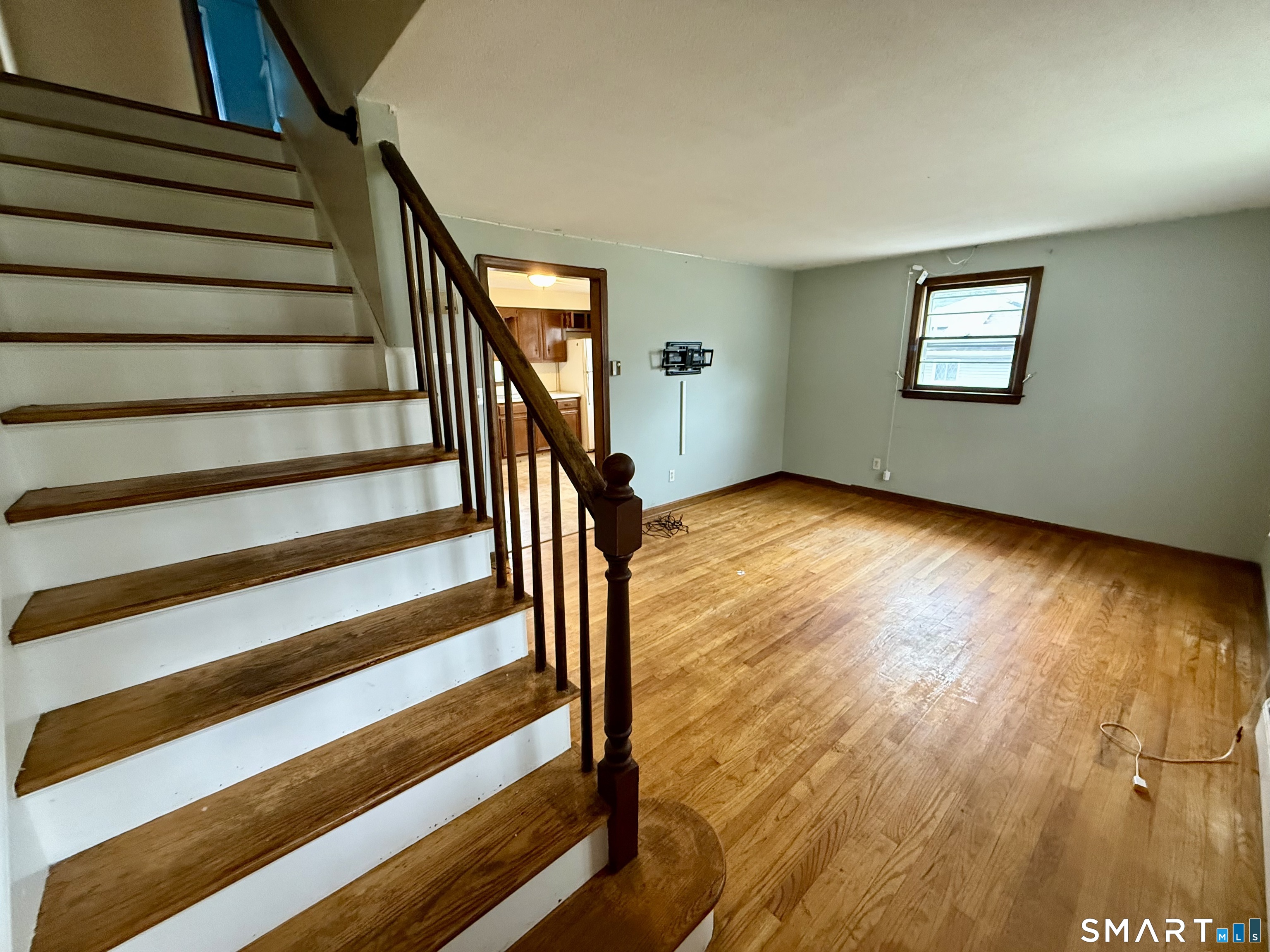 Photo 2 of 400 Divinity Street, Bristol, CT