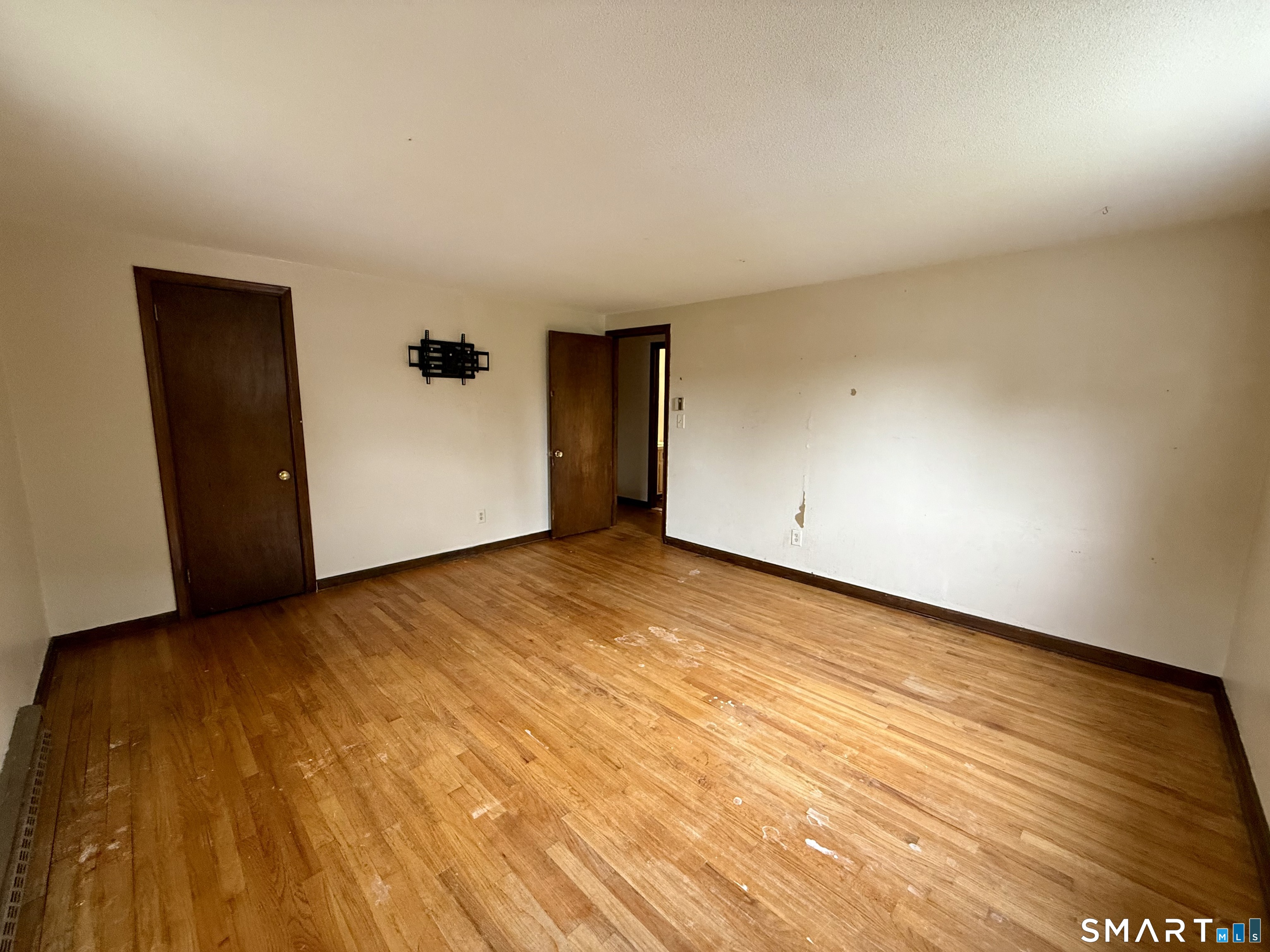 Photo 15 of 400 Divinity Street, Bristol, CT