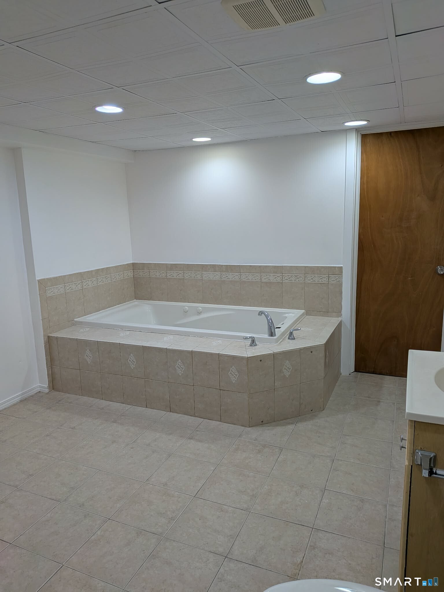 Photo 10 of 20 Liberty Street, Vernon, CT