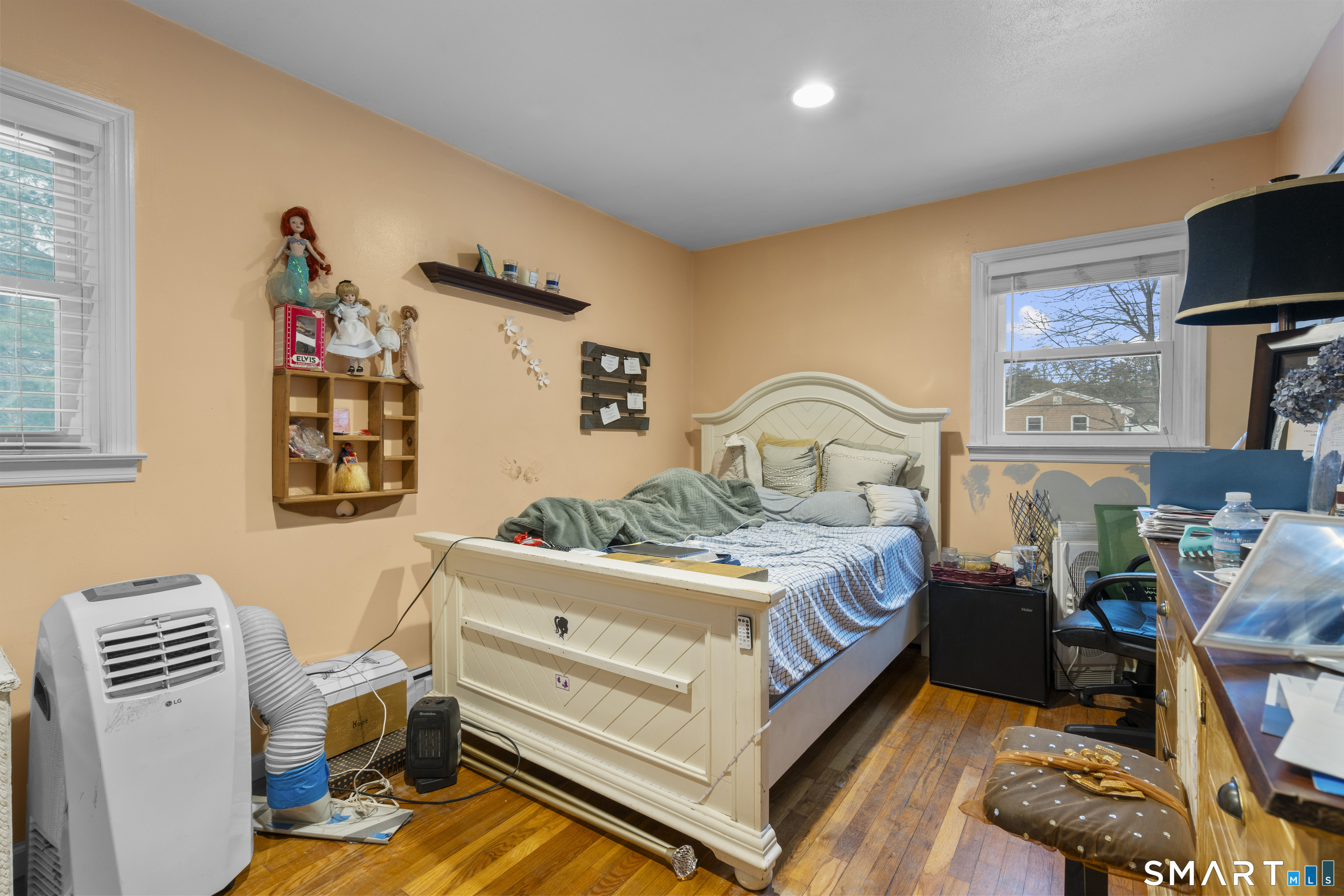 Photo 13 of 117 Lone Oak Drive, New Milford, CT