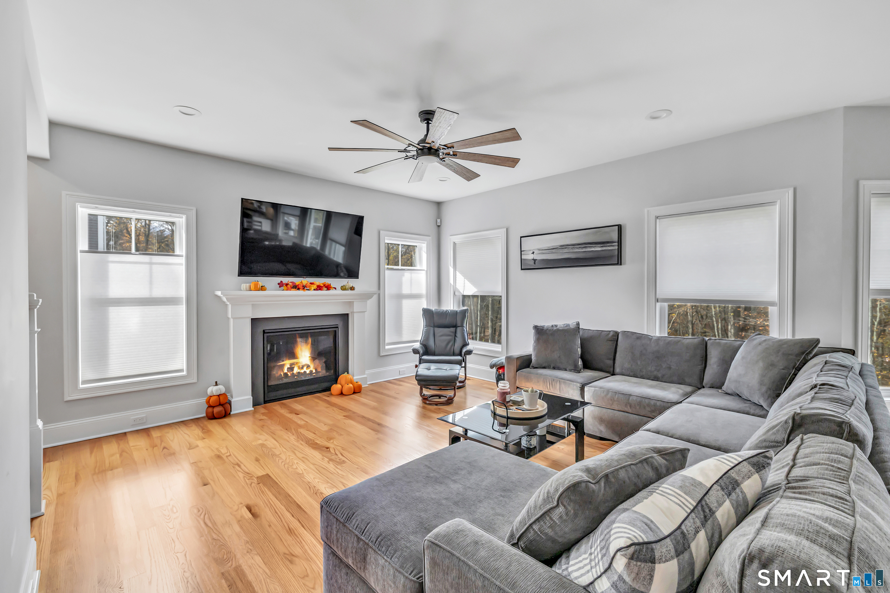 Photo 13 of 2 Woods View Lane, Shelton, CT