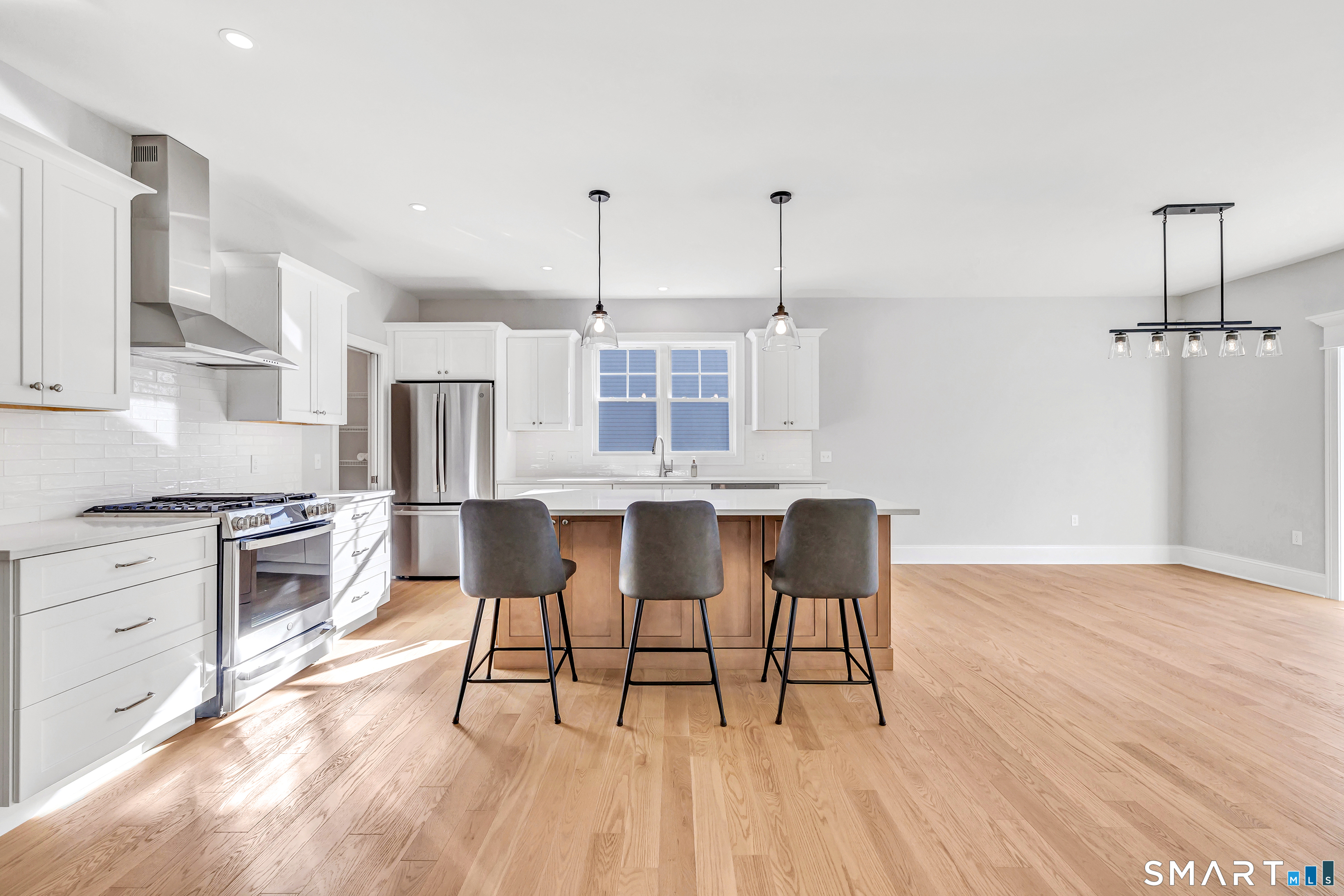 Photo 8 of 4 Woods View Lane, Shelton, CT