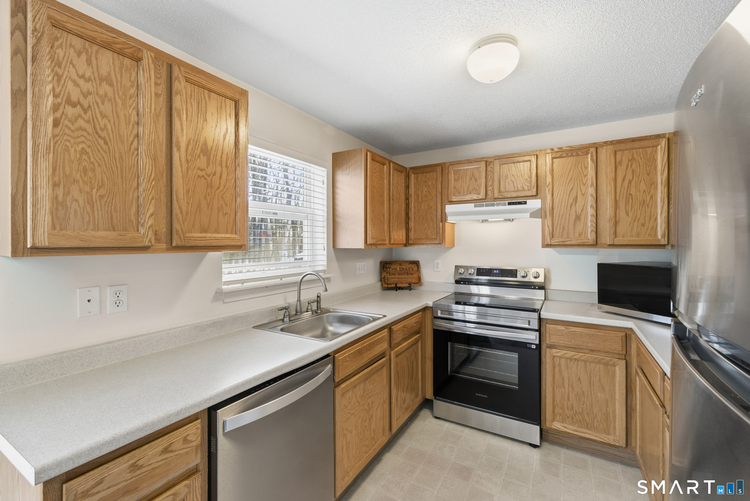 Homes for sale in Plymouth, CT | 30 Seymour Rd #APT G2, Plymouth, CT 06786 | MLS# 24150676