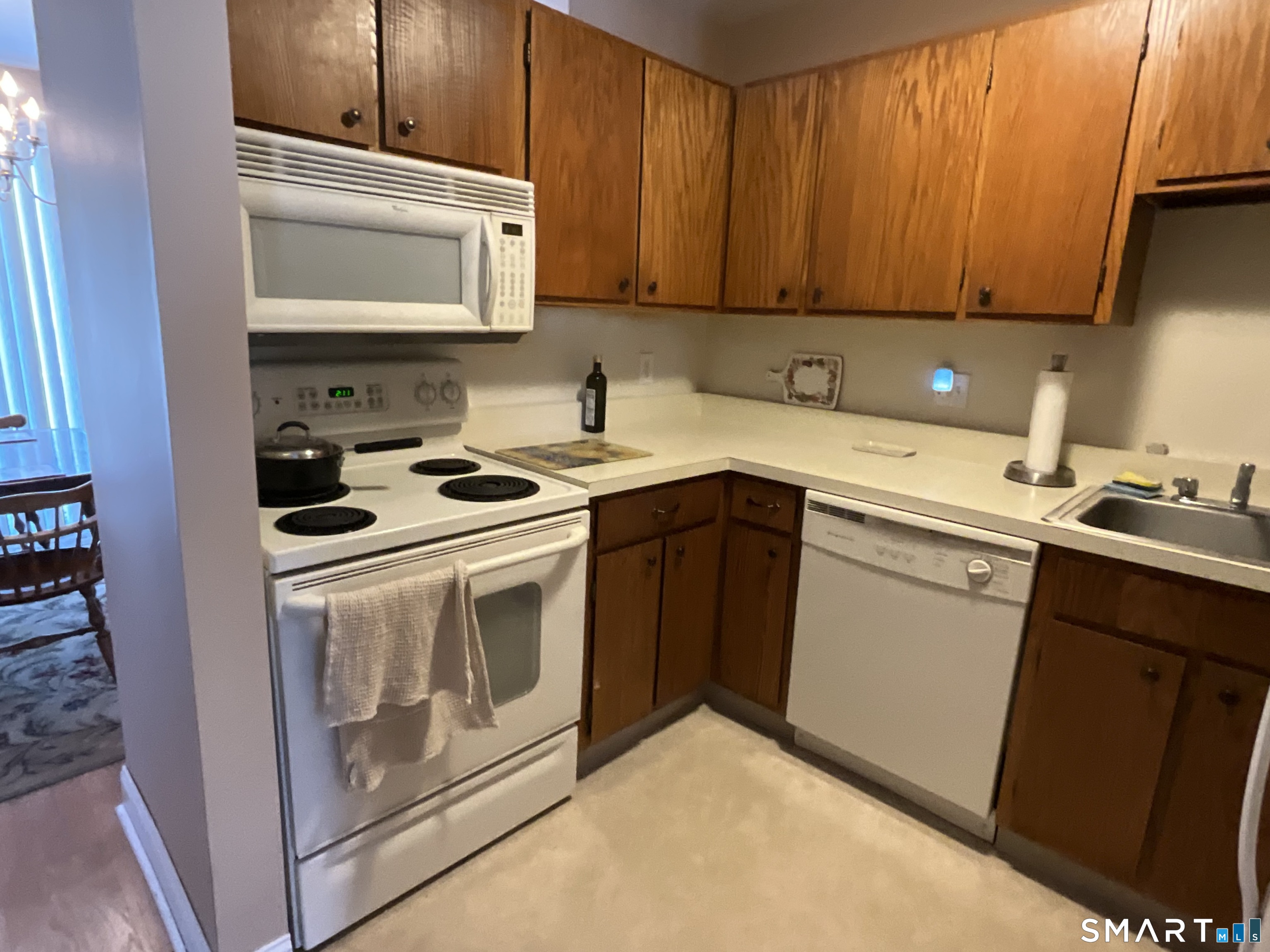 Homes for sale in Cheshire, CT | 393 E Mitchell Ave #393, Cheshire, CT 06410 | MLS# 24150219