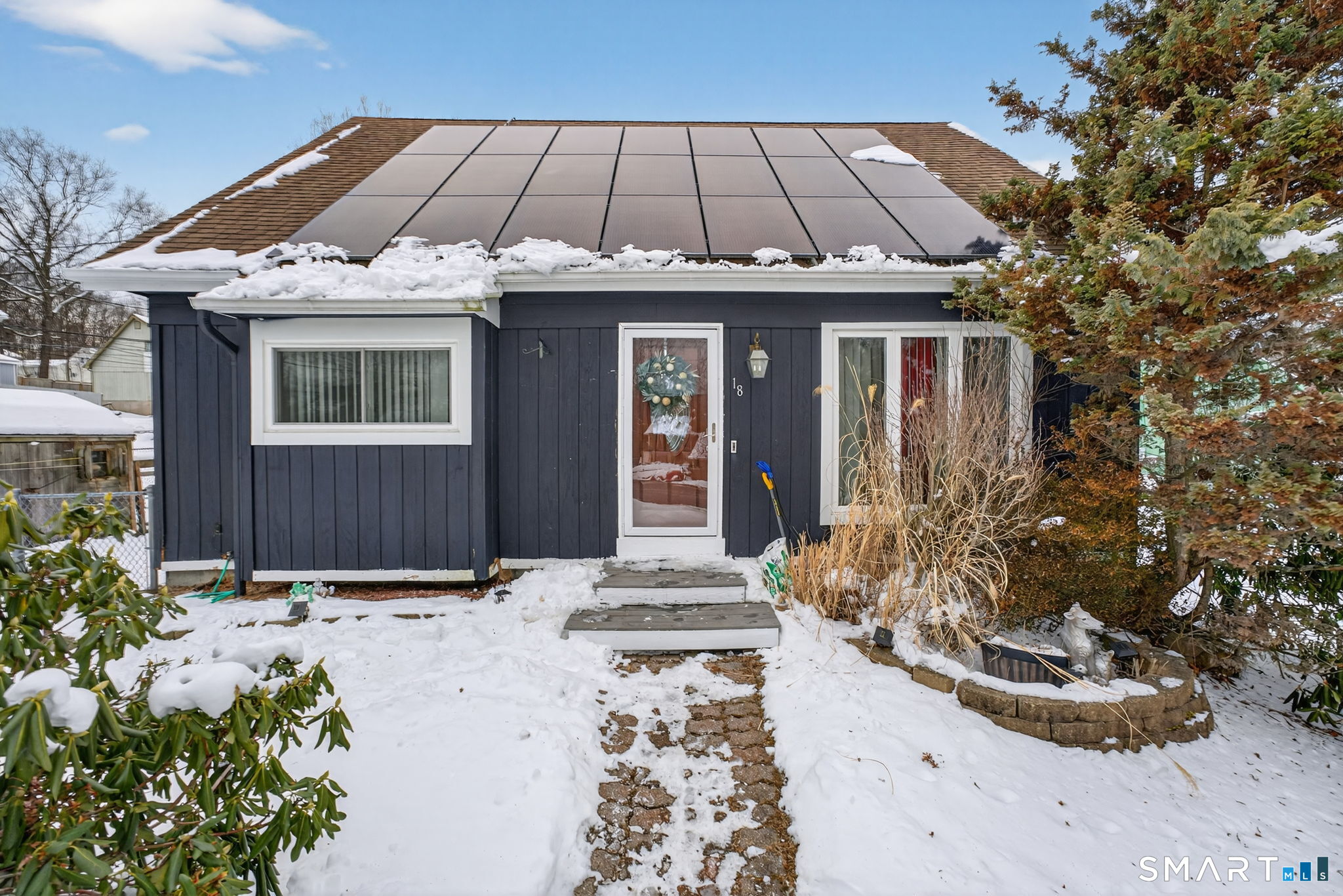 Homes for sale in Naugatuck, CT | 18 Cadbury Pl, Naugatuck, CT 06770 | MLS# 24150703