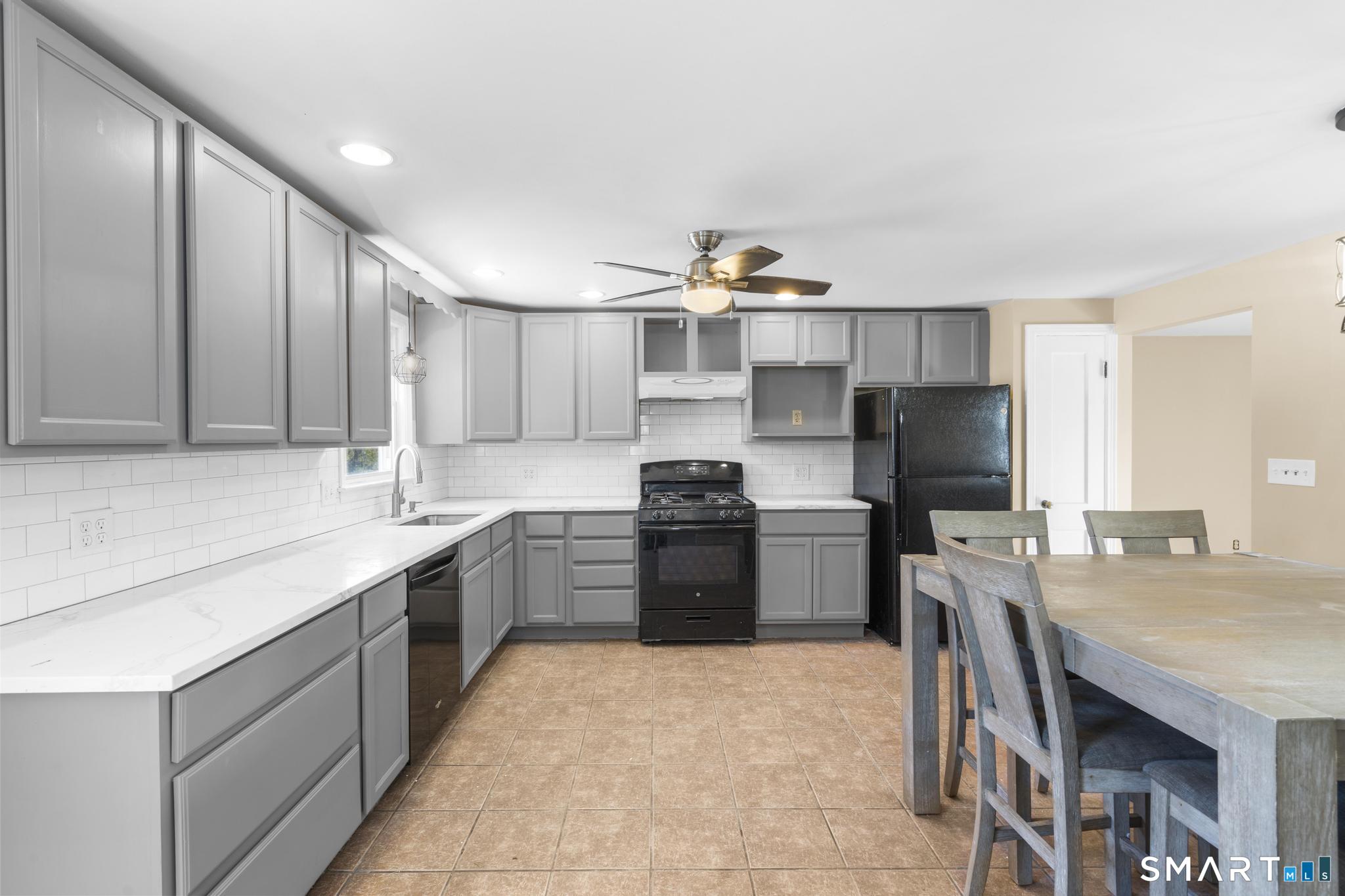 Photo 10 of 36 Aceto Street, Branford, CT