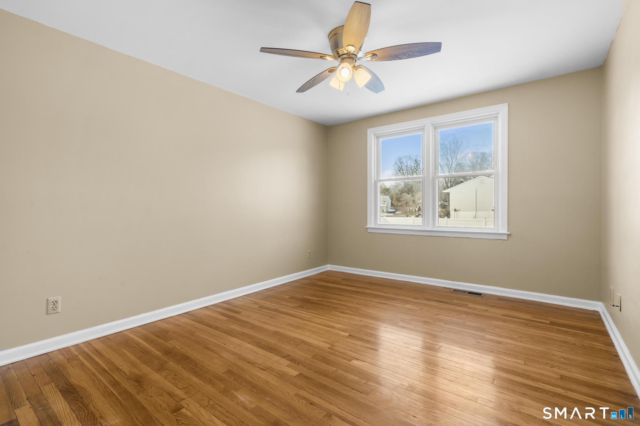 Photo 18 of 36 Aceto Street, Branford, CT